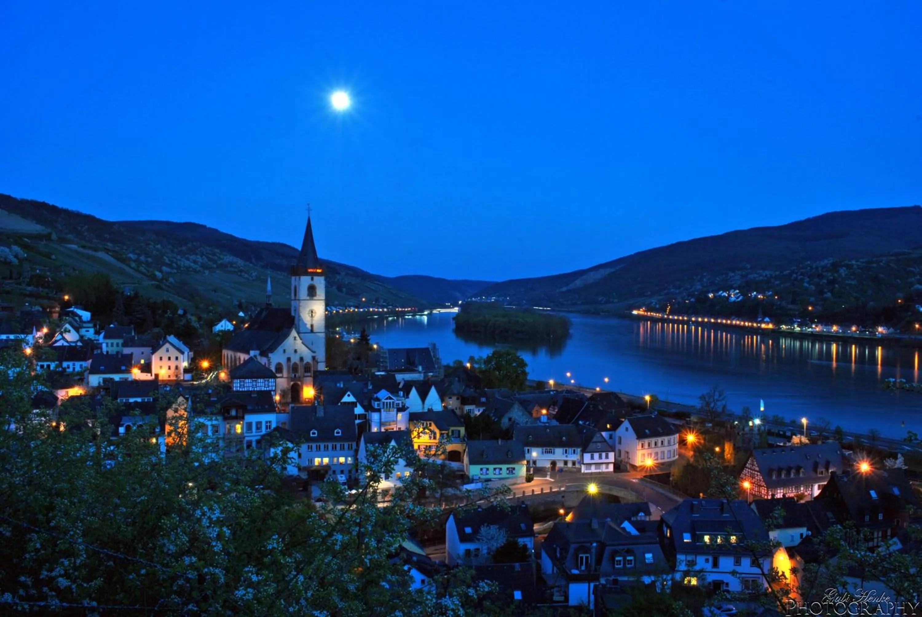 Night in Hotel Im Schulhaus