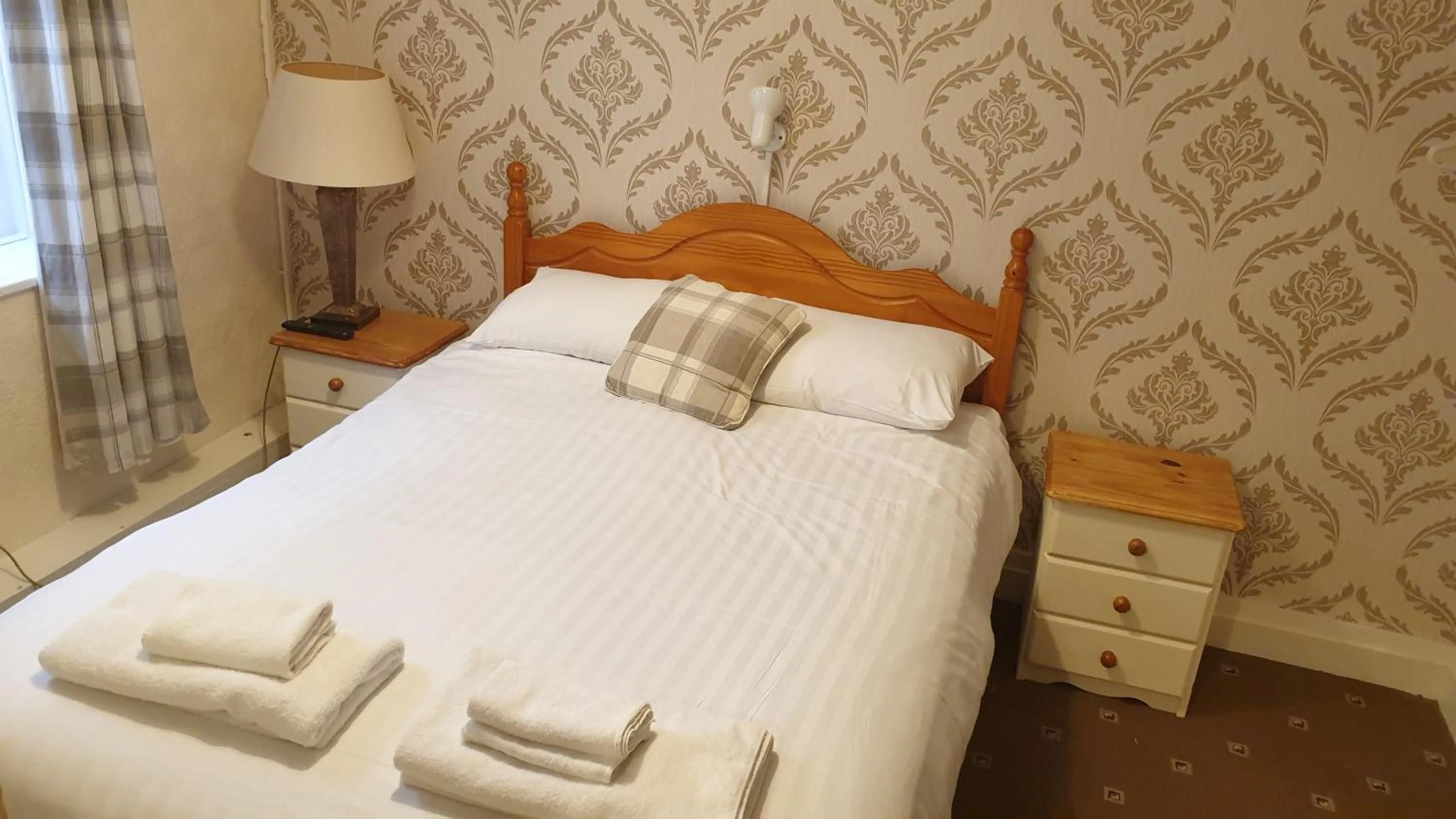 Bedroom, Bed in HOTEL242