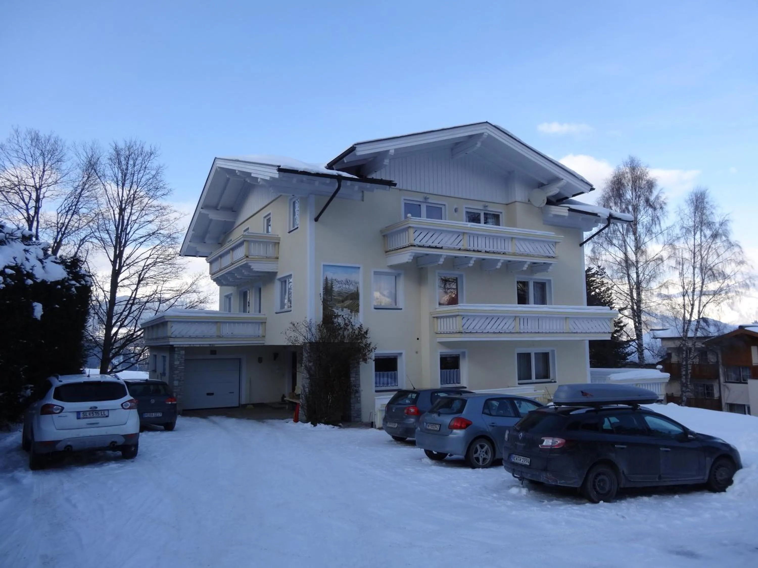 Haus Alpina Ski In & Ski Out