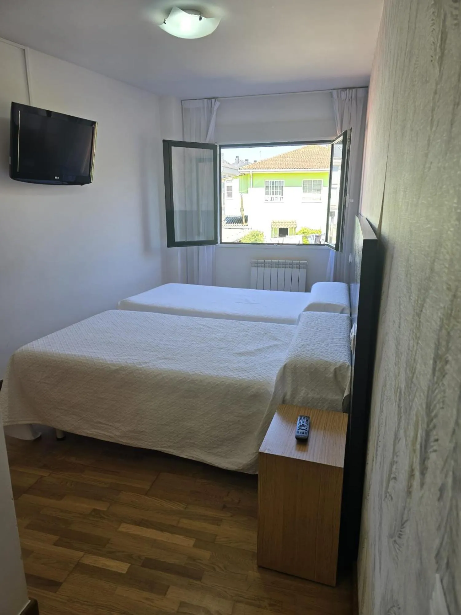 Double Room with Private Bathroom in Noja rooms 2