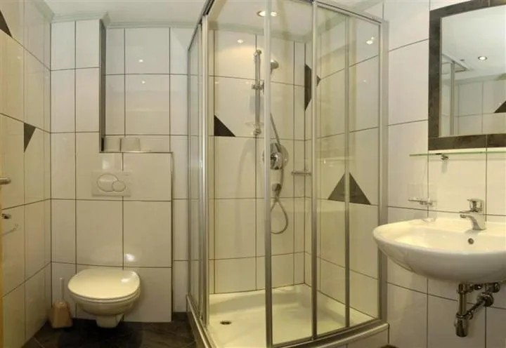 Hotel Kristall B&B