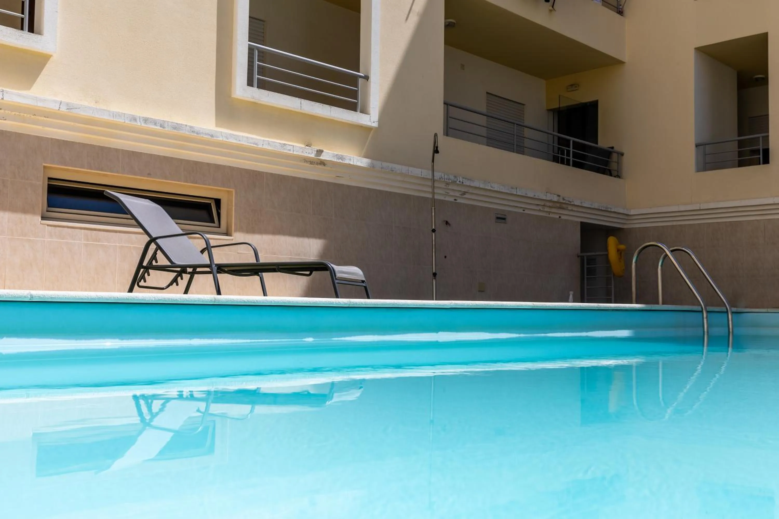 Swimming pool in Lua do Mar - T2 - Piscina - Fte ao Mar- Central