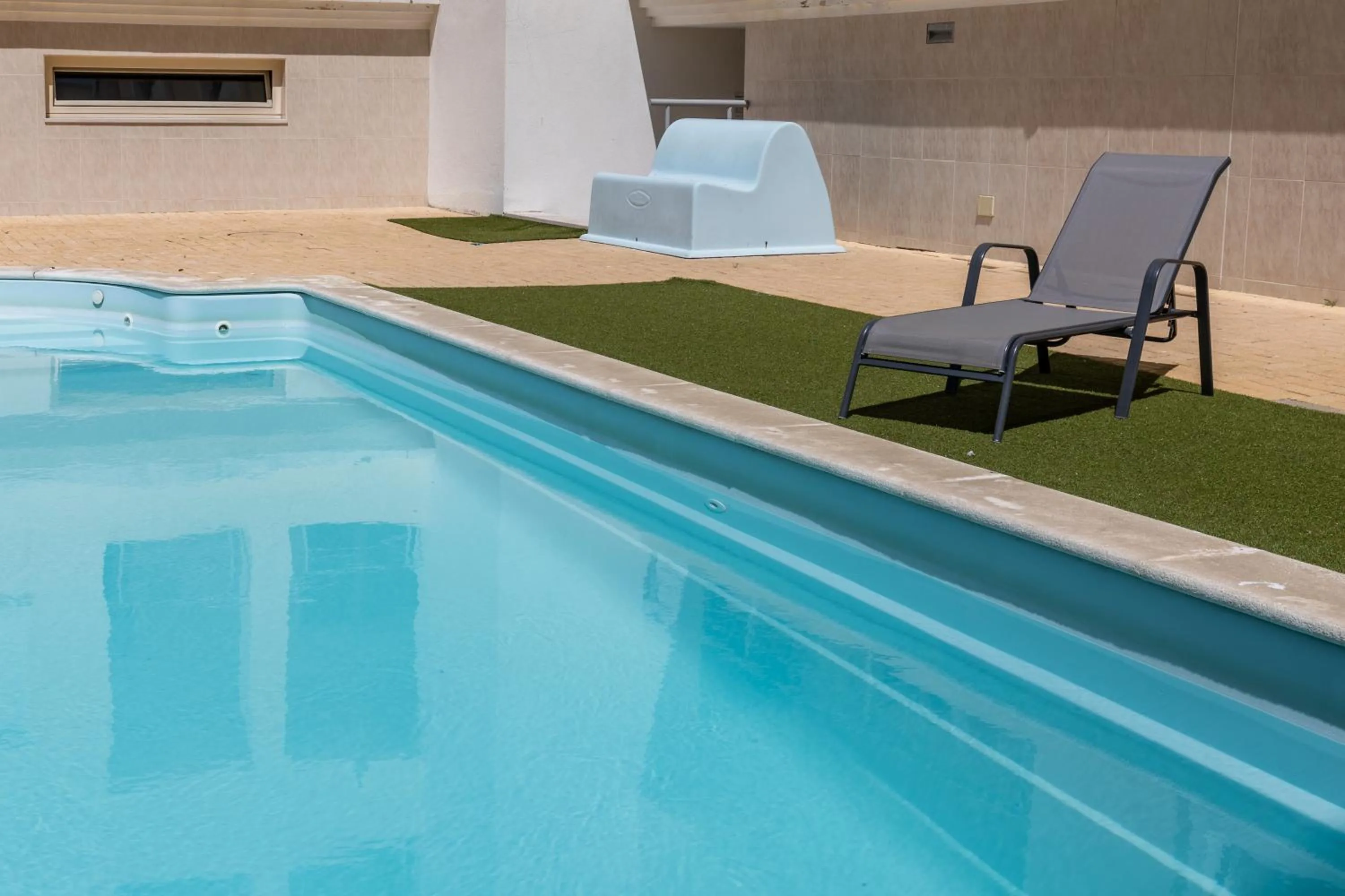 Two-Bedroom Apartment in Lua do Mar - T2 - Piscina - Fte ao Mar- Central