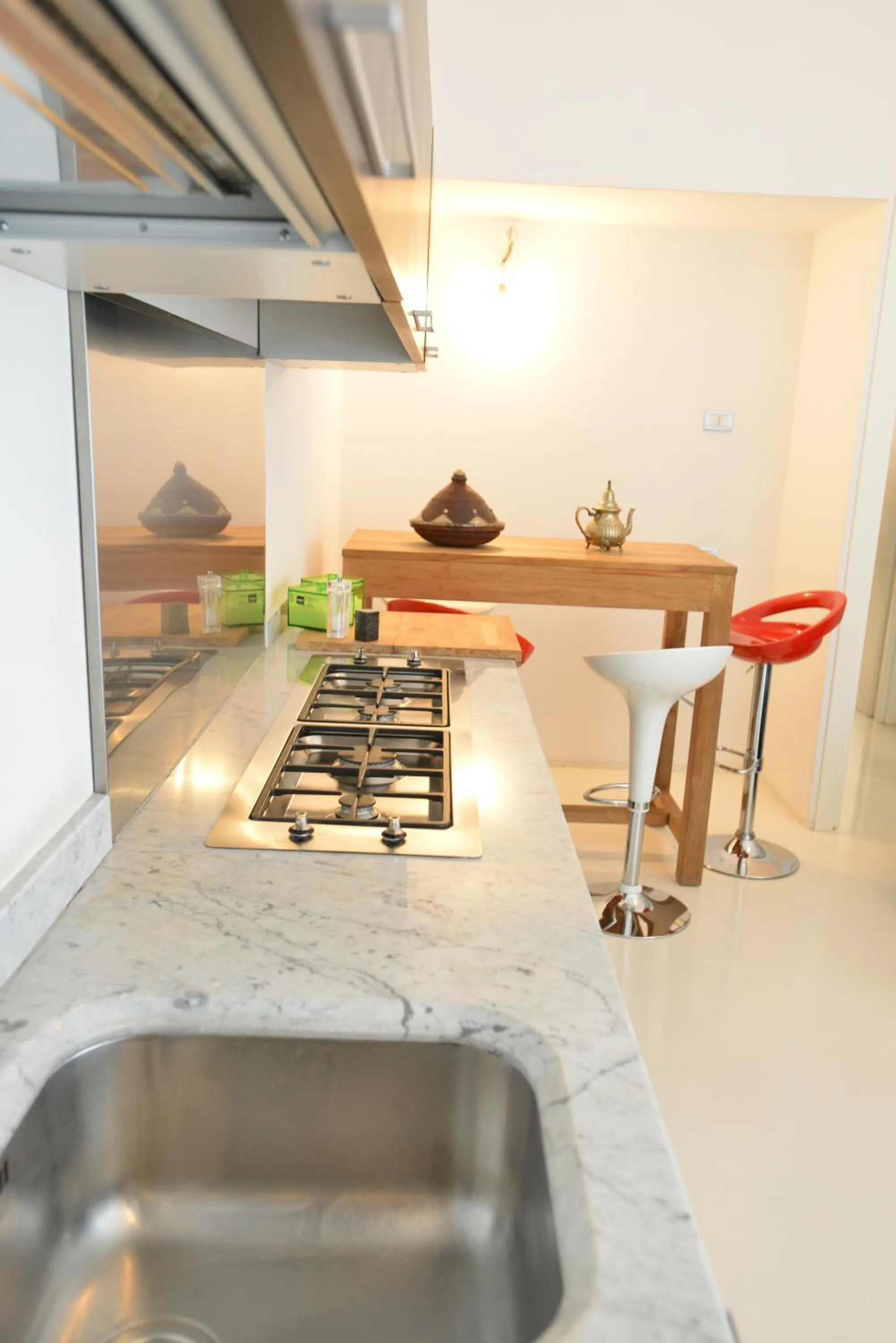 Dining area in IzzHome Dsign