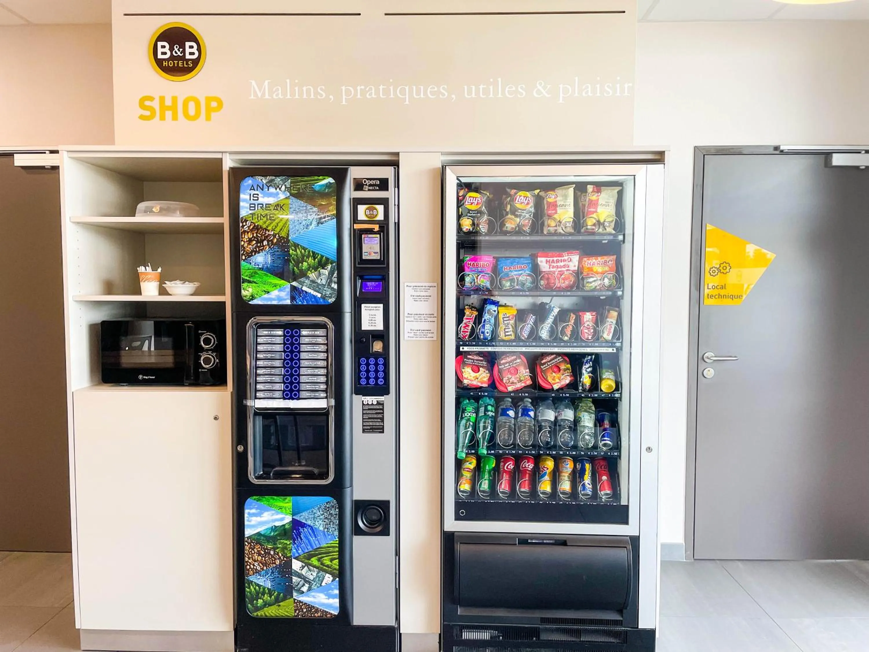 Food and drinks in B&B HOTEL Montélimar Sud