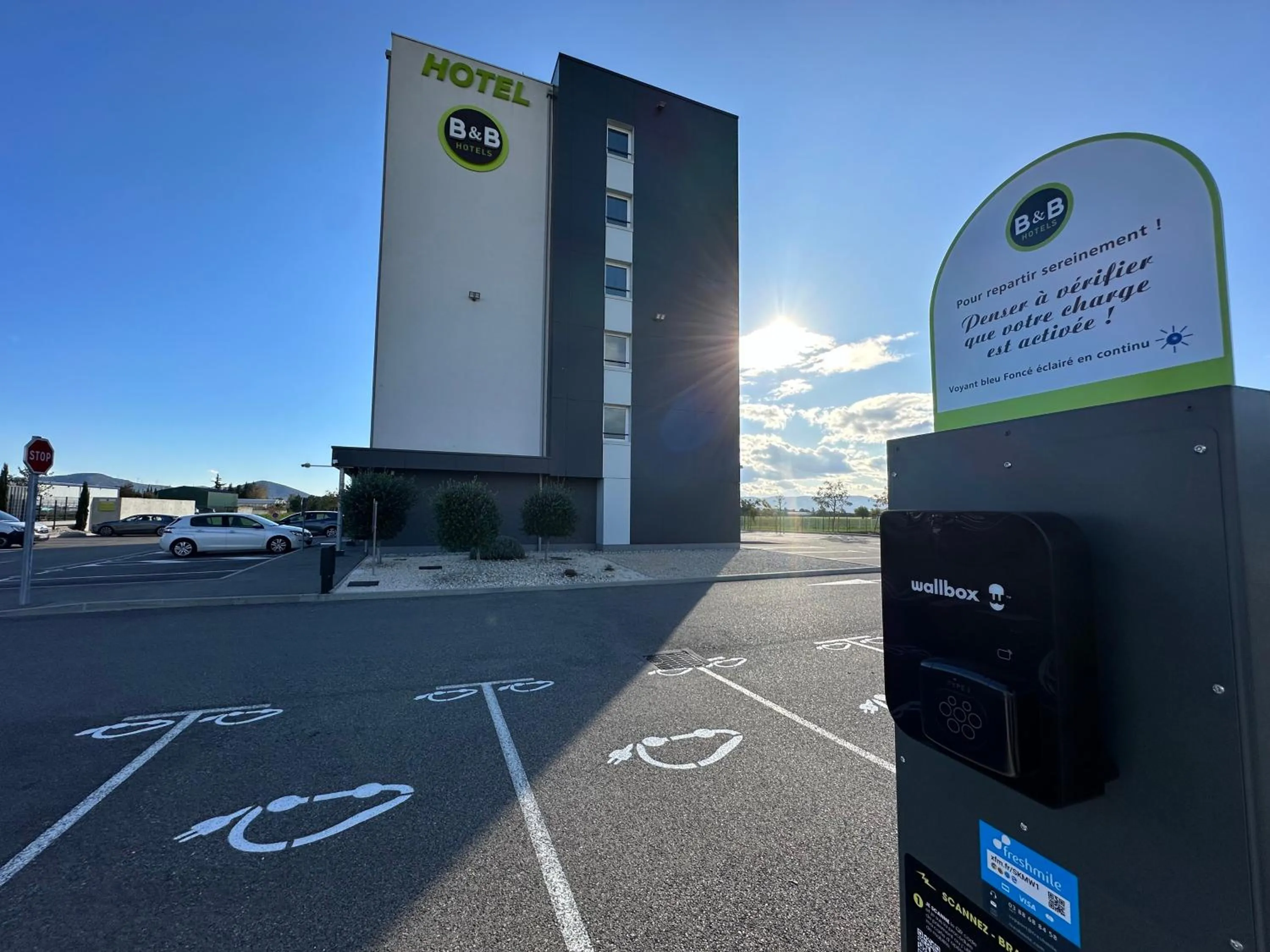 Parking in B&B HOTEL Montélimar Sud