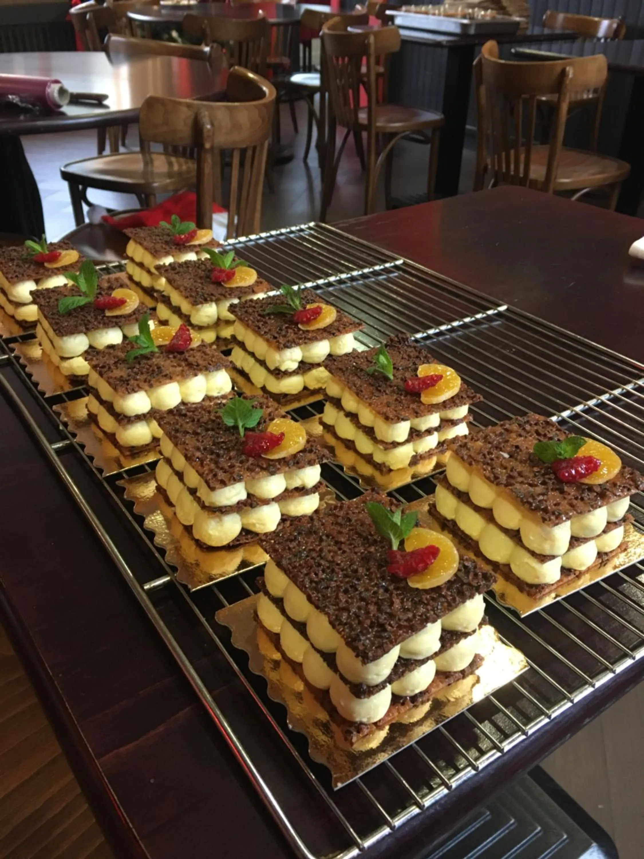 Restaurant/places to eat in Au Père Tranquille