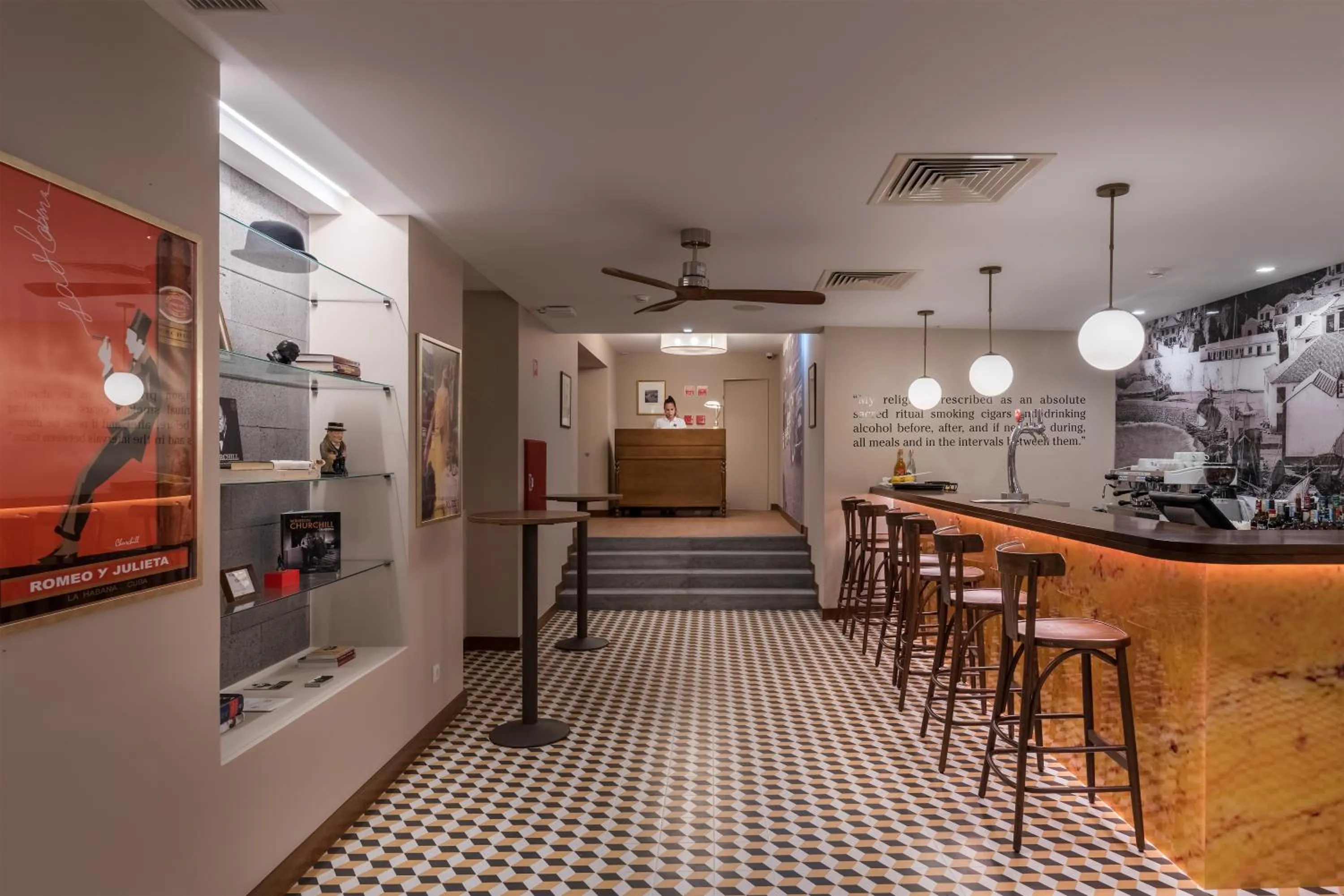 Communal lounge/ TV room in Pestana Churchill Bay