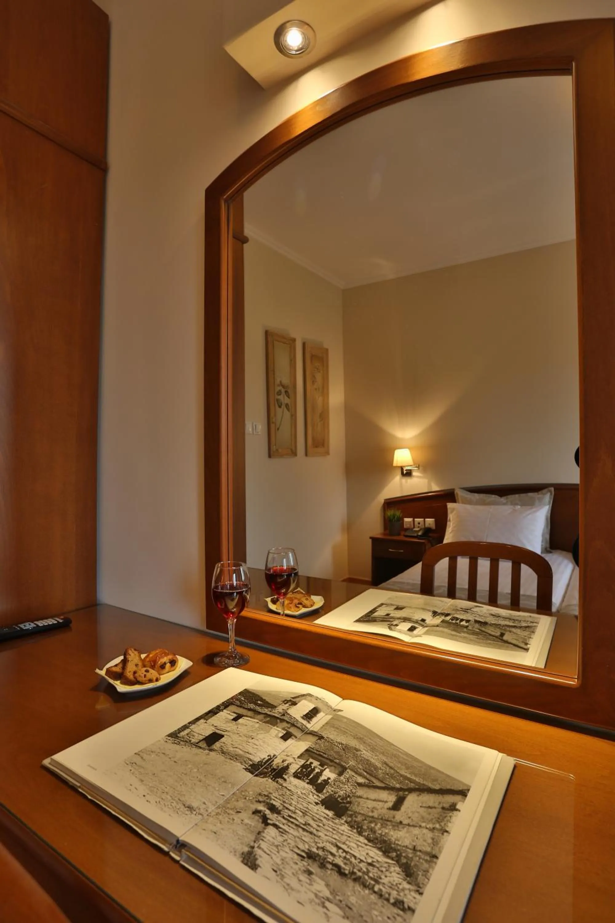 Bed in Xenios Dias Boutique Hotel