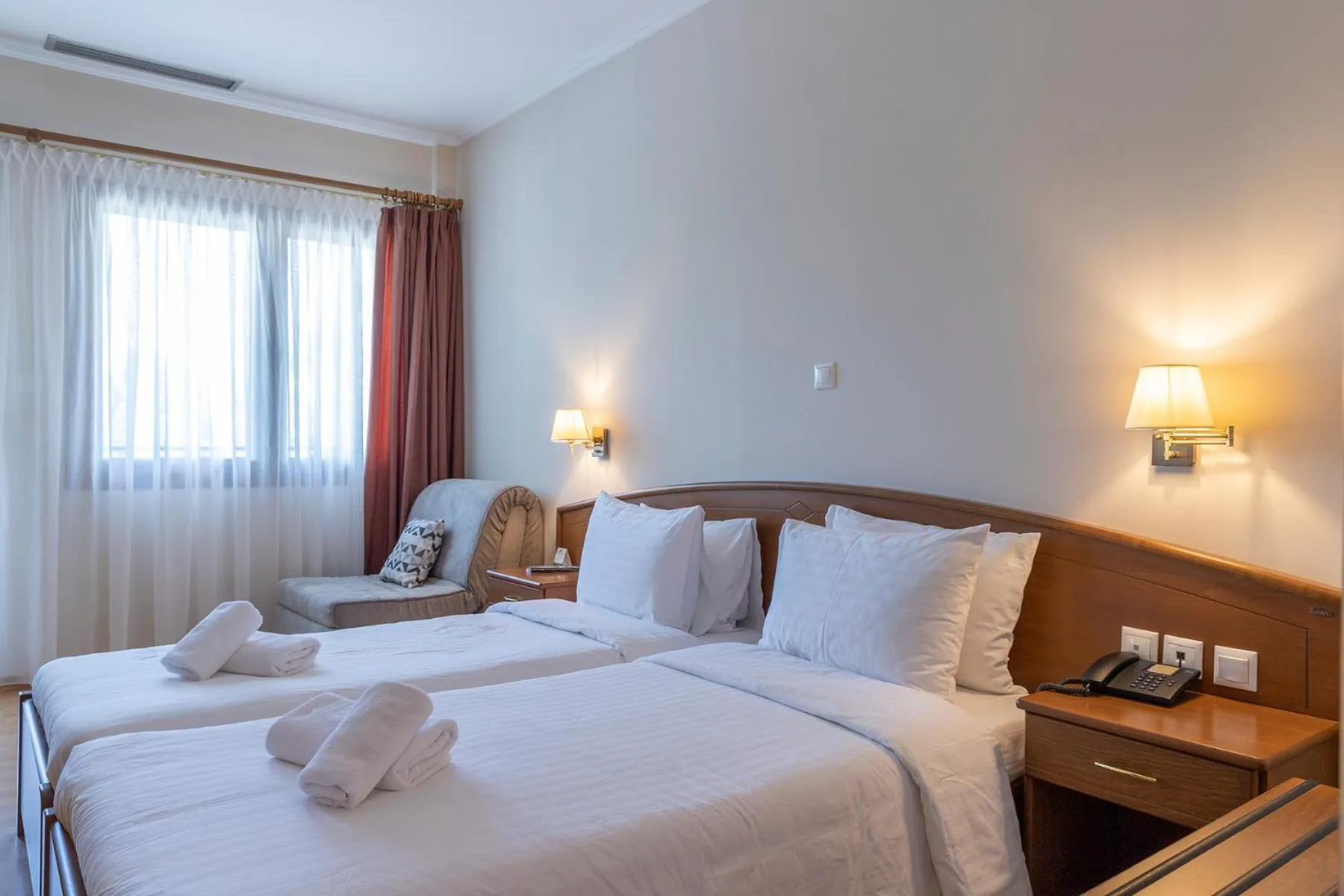 Bed in Xenios Dias Boutique Hotel