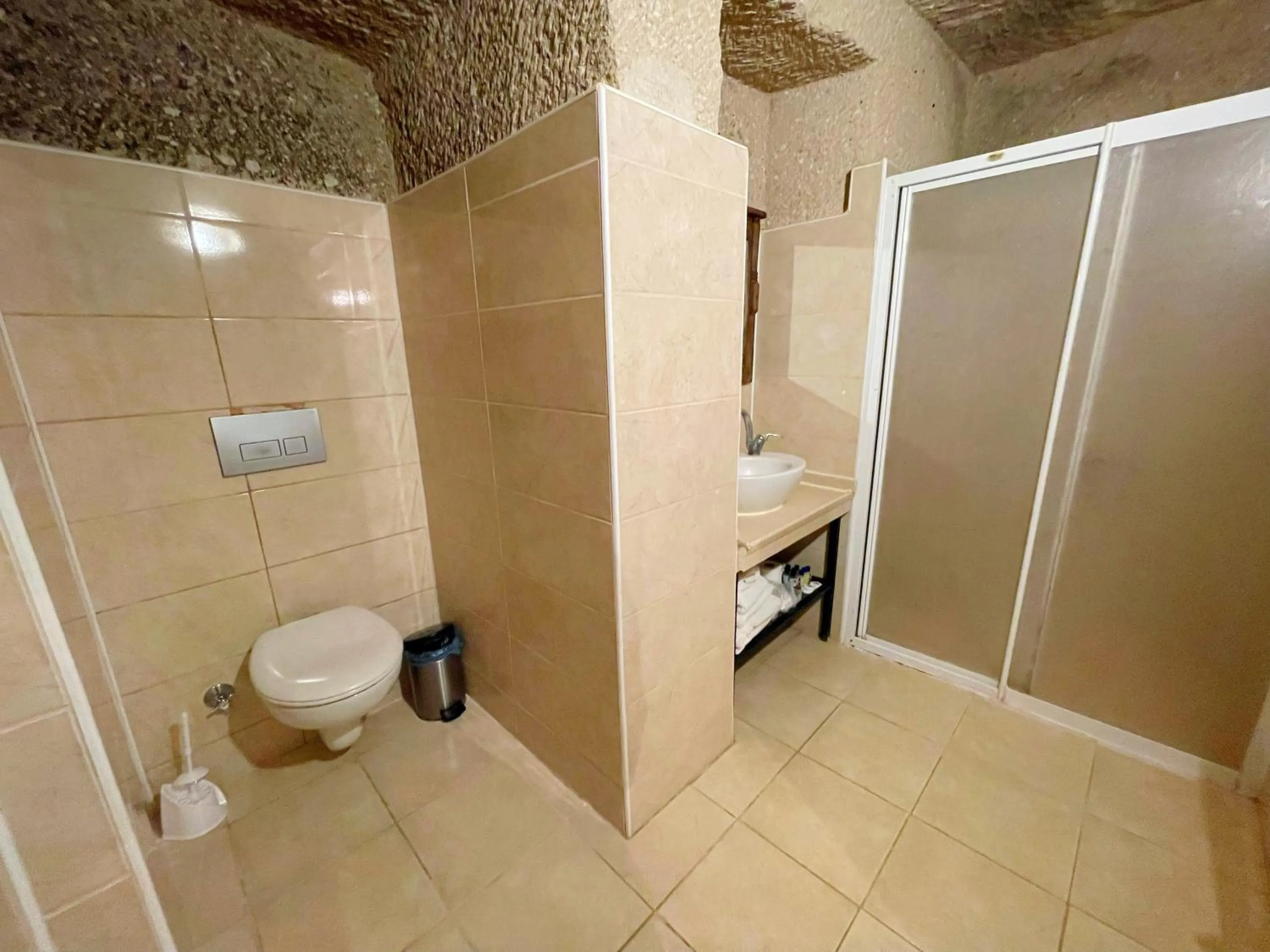 Bathroom in Gedik Cave Hotel