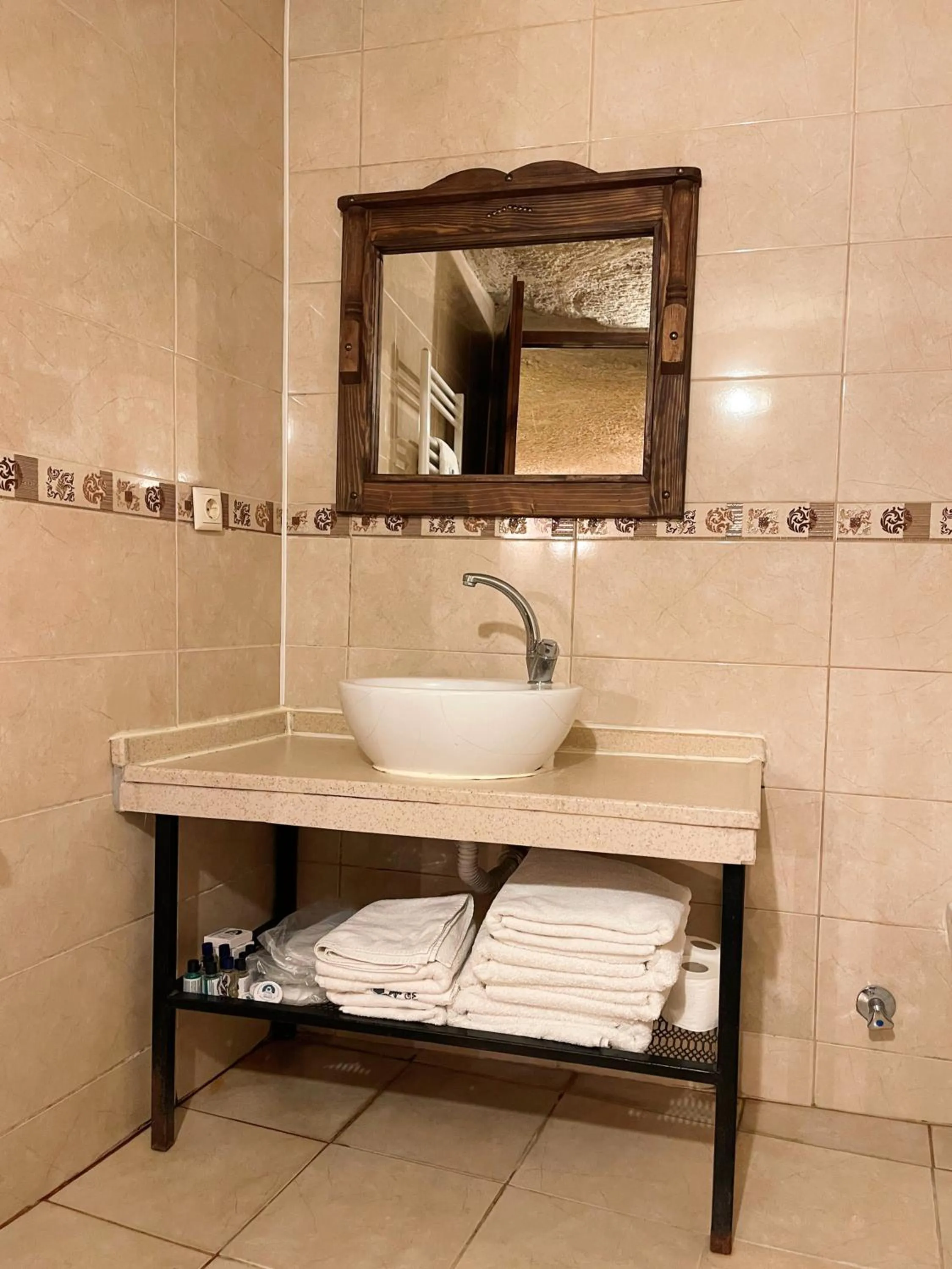 Bathroom in Gedik Cave Hotel