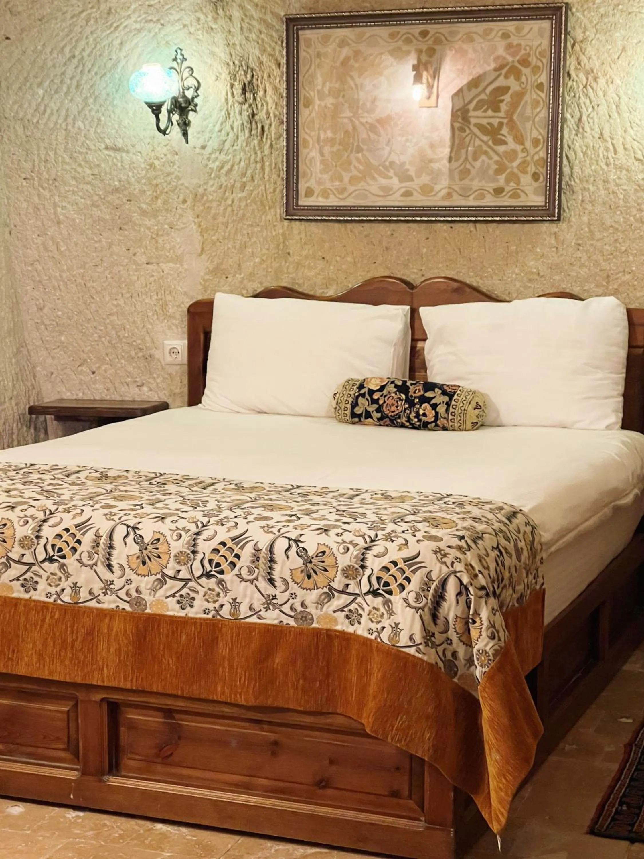 Bed in Gedik Cave Hotel