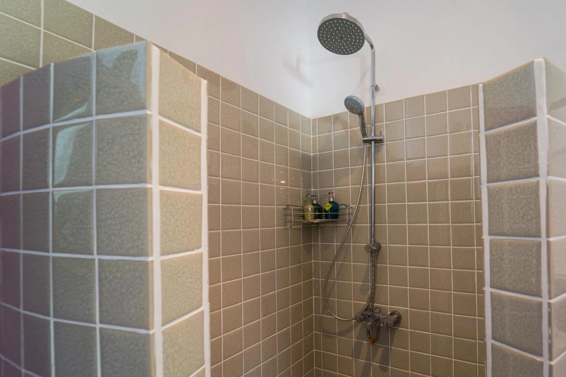 Shower in Ock Pop Tok Mekong Villa