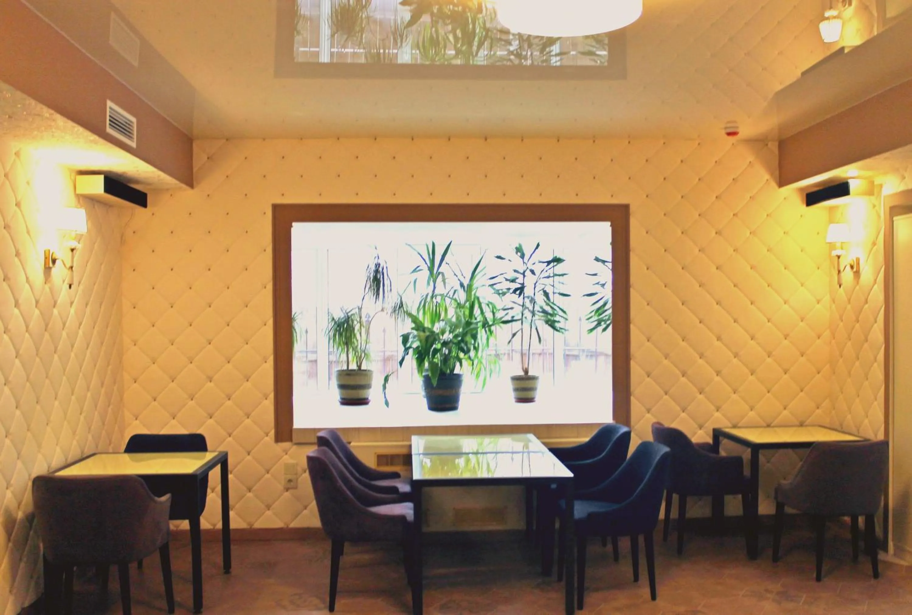 Property building in Non-stop hotel