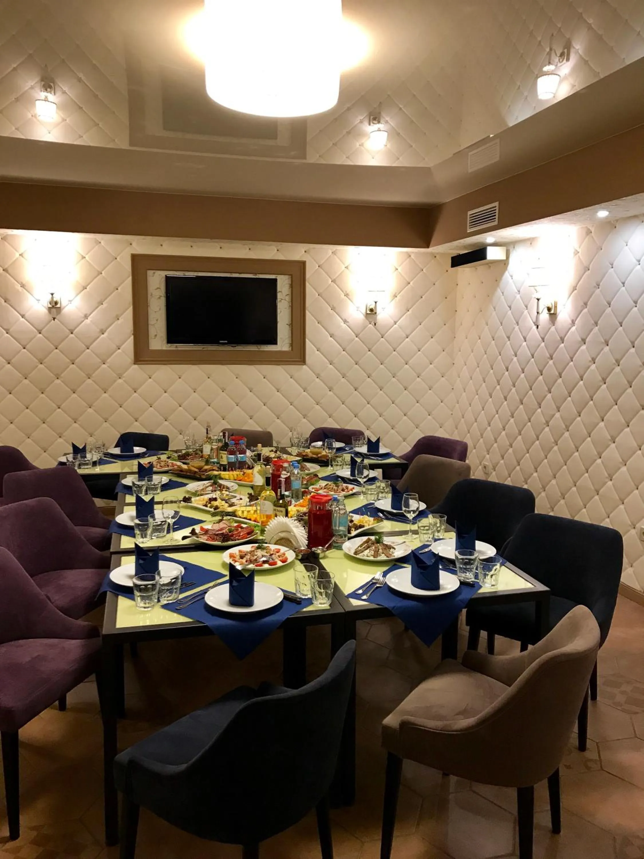 Dinner in Non-stop hotel