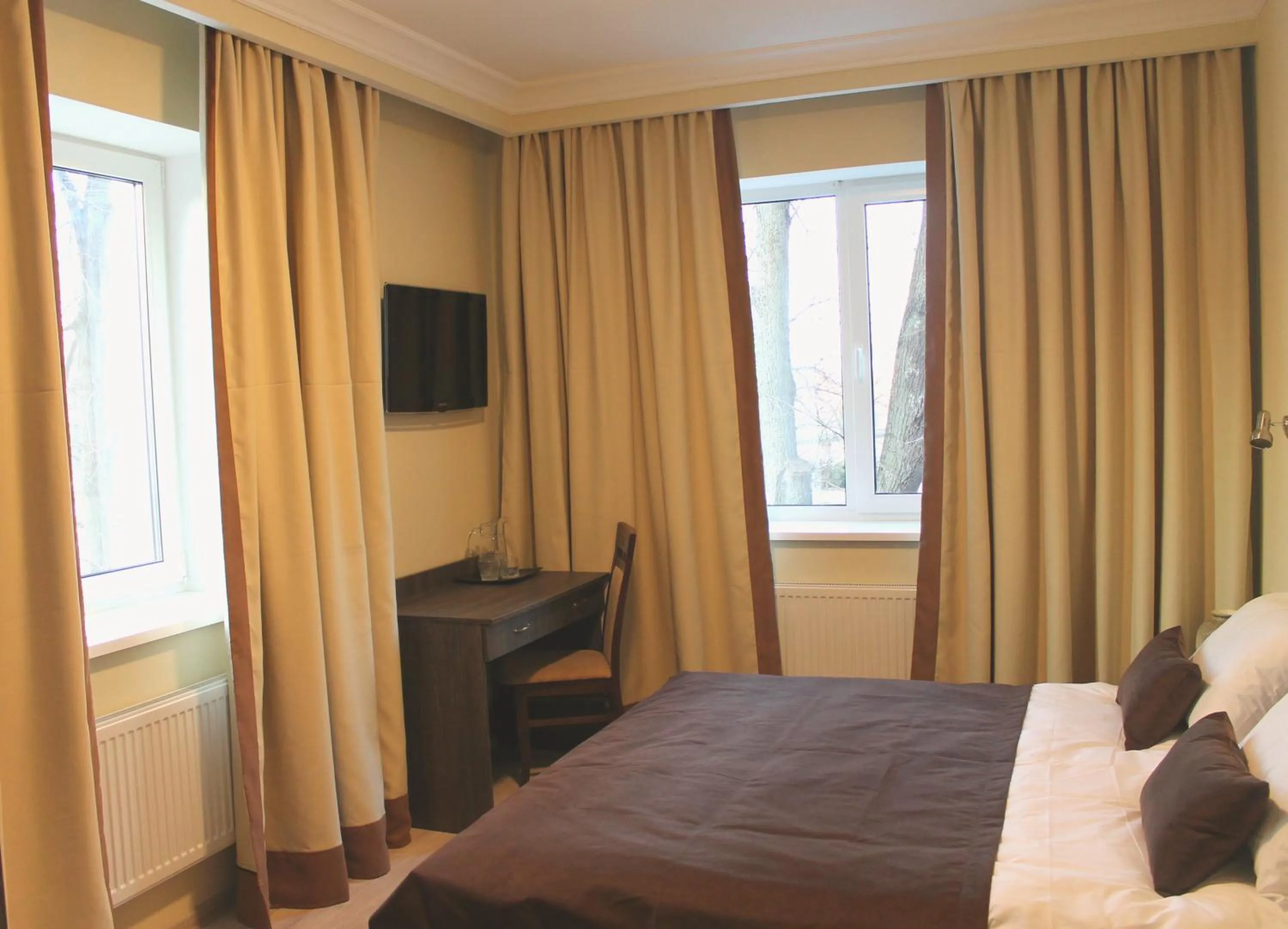 Photo of the whole room, Bed in Non-stop hotel