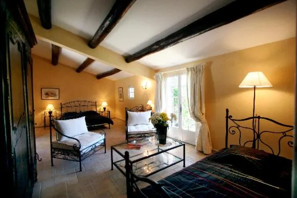 Photo of the whole room, Bed in La Ferme