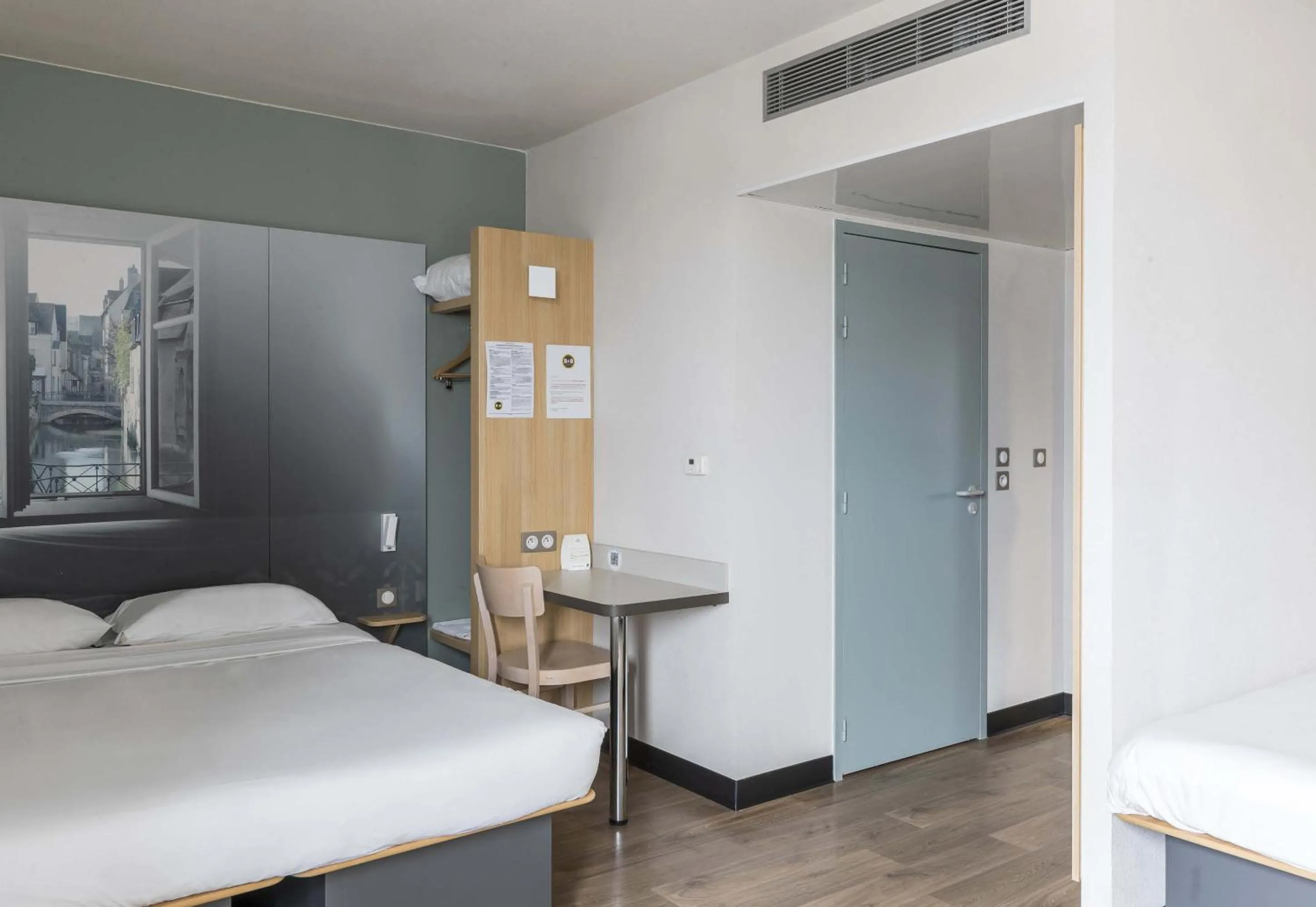 Bedroom, Bed in B&B HOTEL Montargis-Amilly