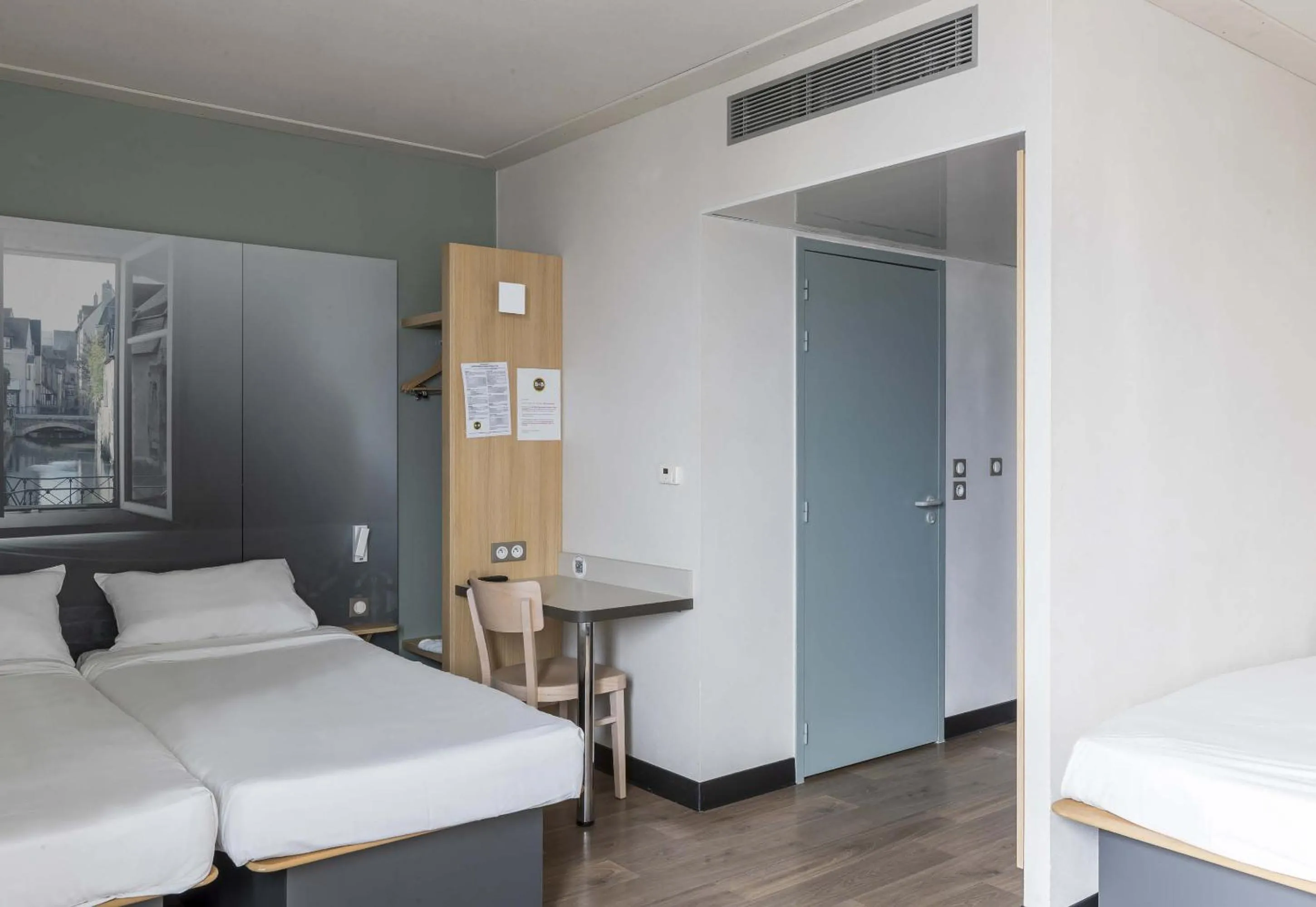 Bedroom, Bed in B&B HOTEL Montargis-Amilly