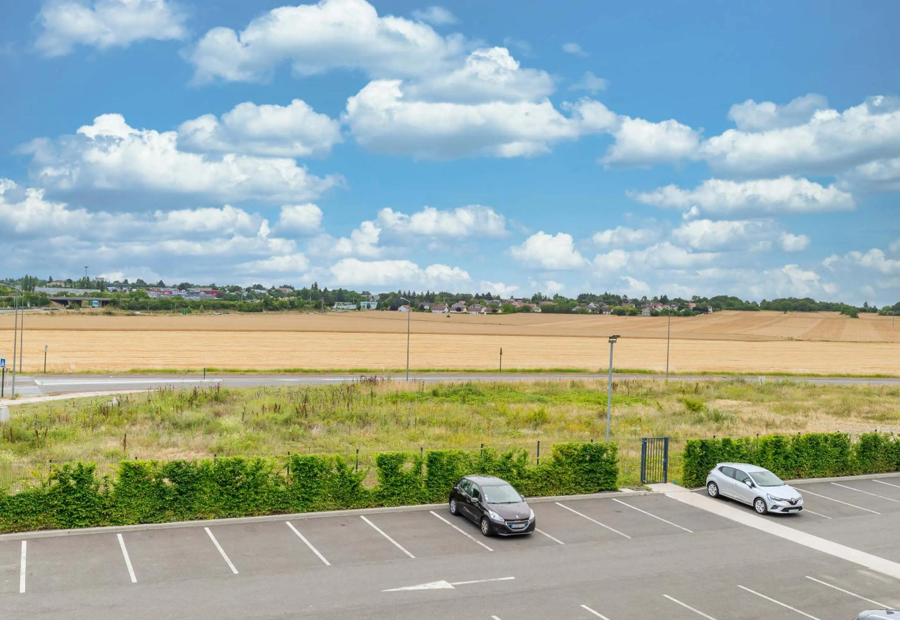 Parking in B&B HOTEL Montargis-Amilly