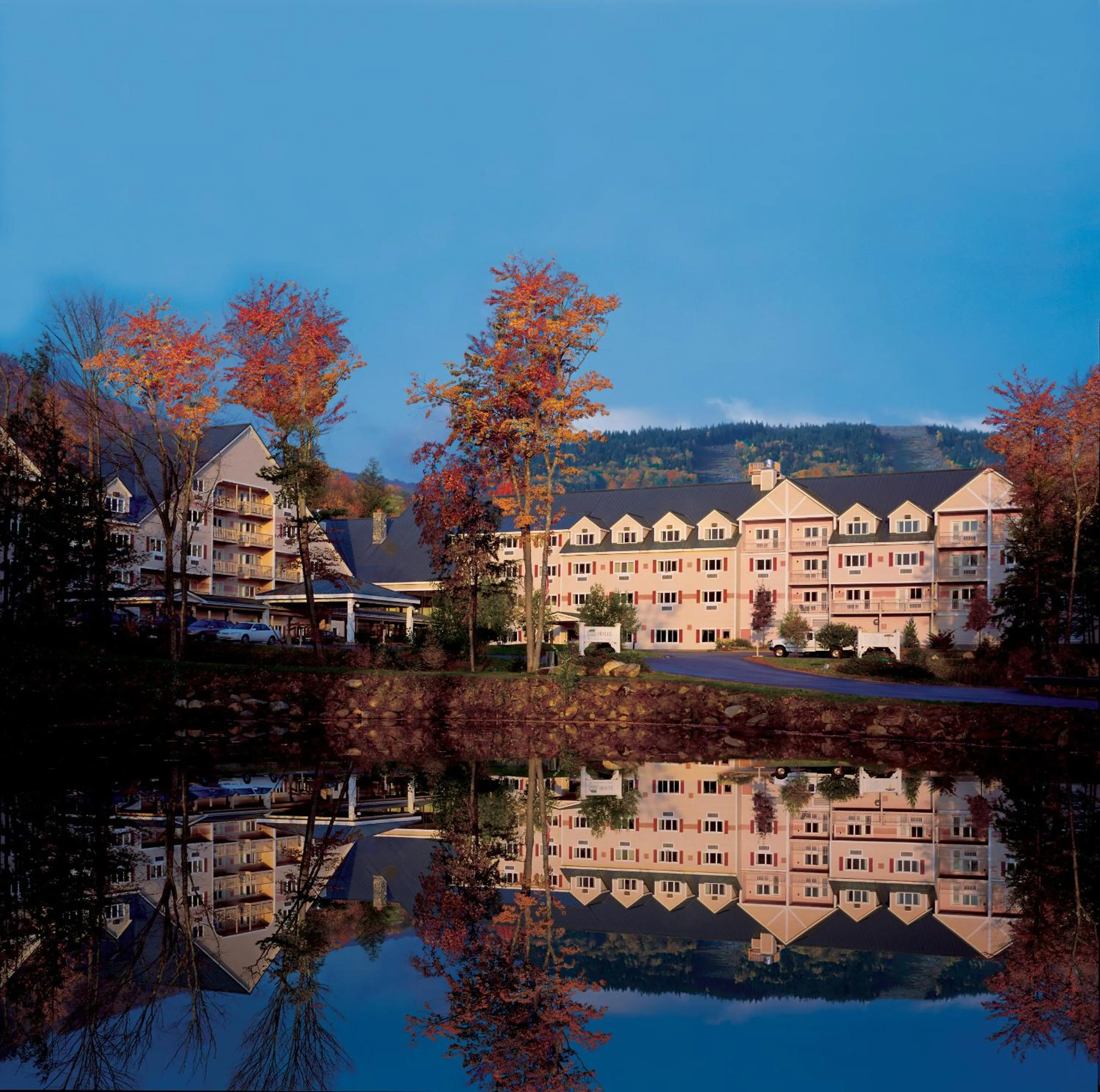 Mountain view in Grand Summit Hotel