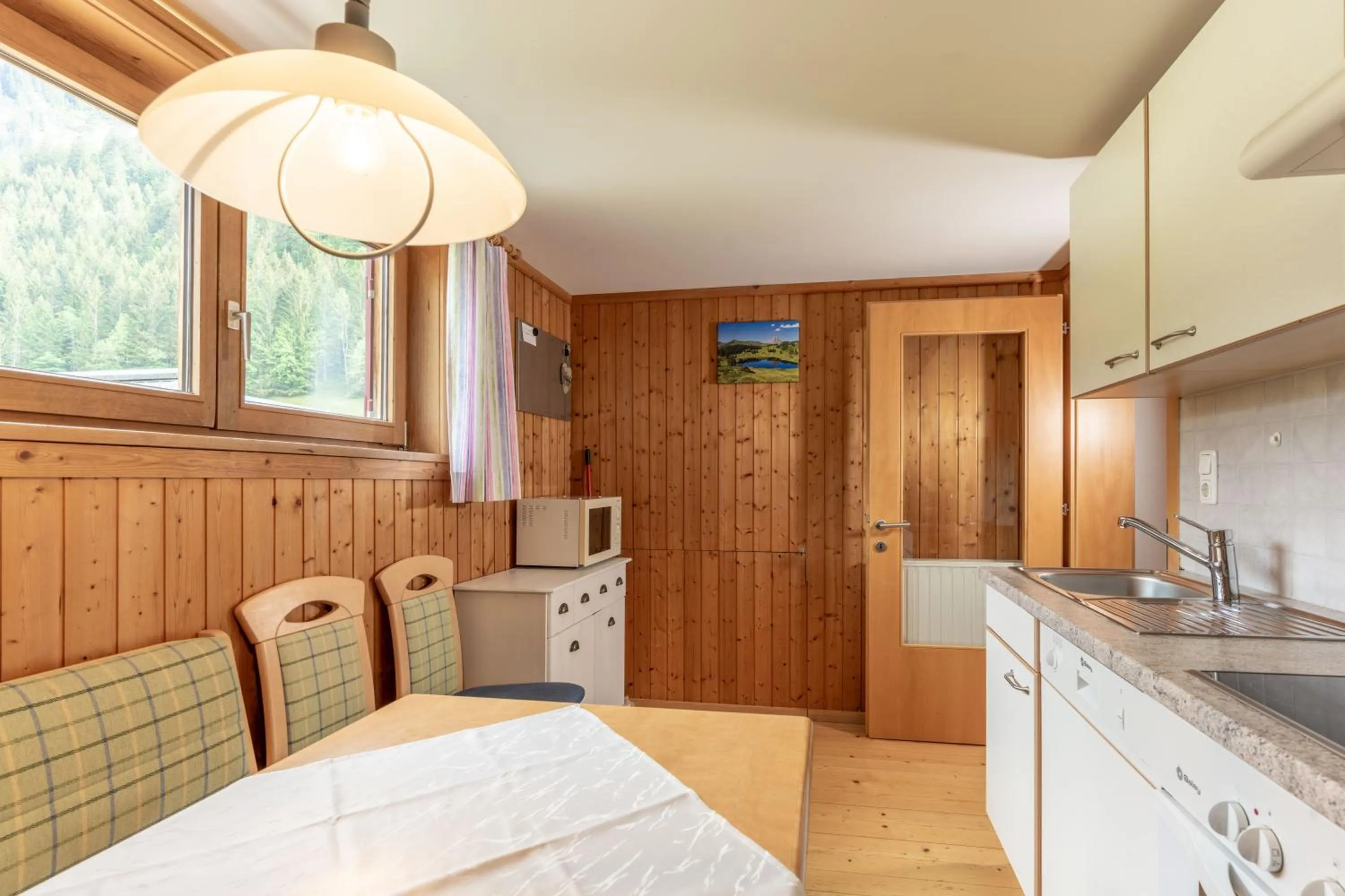 Kitchen or kitchenette in Ferienbauernhof Kohler