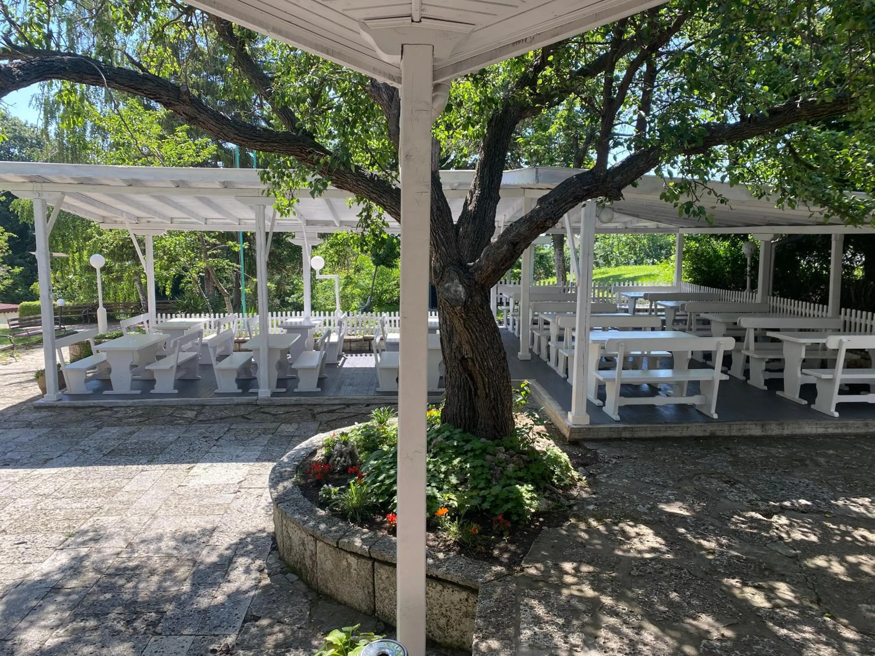 Vezhen Hotel - Free Parking