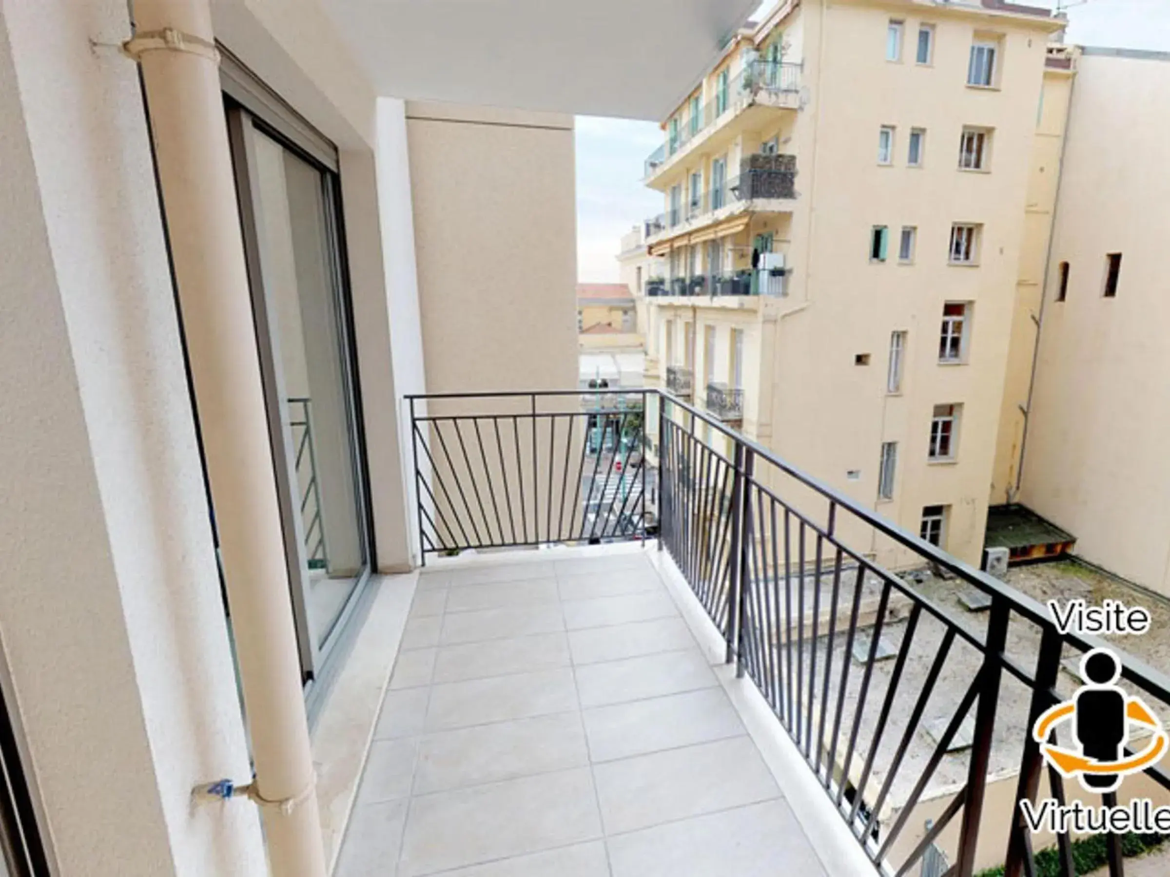 Charmant 2P moderne avec terrasse, parking privé, en plein centre de Menton, à 2 pas de la mer - FR-1-196-200 Charmant 2P moderne avec terrasse, parking privé, en plein centre de Menton, à 2 pas de la mer - FR-1-196-200