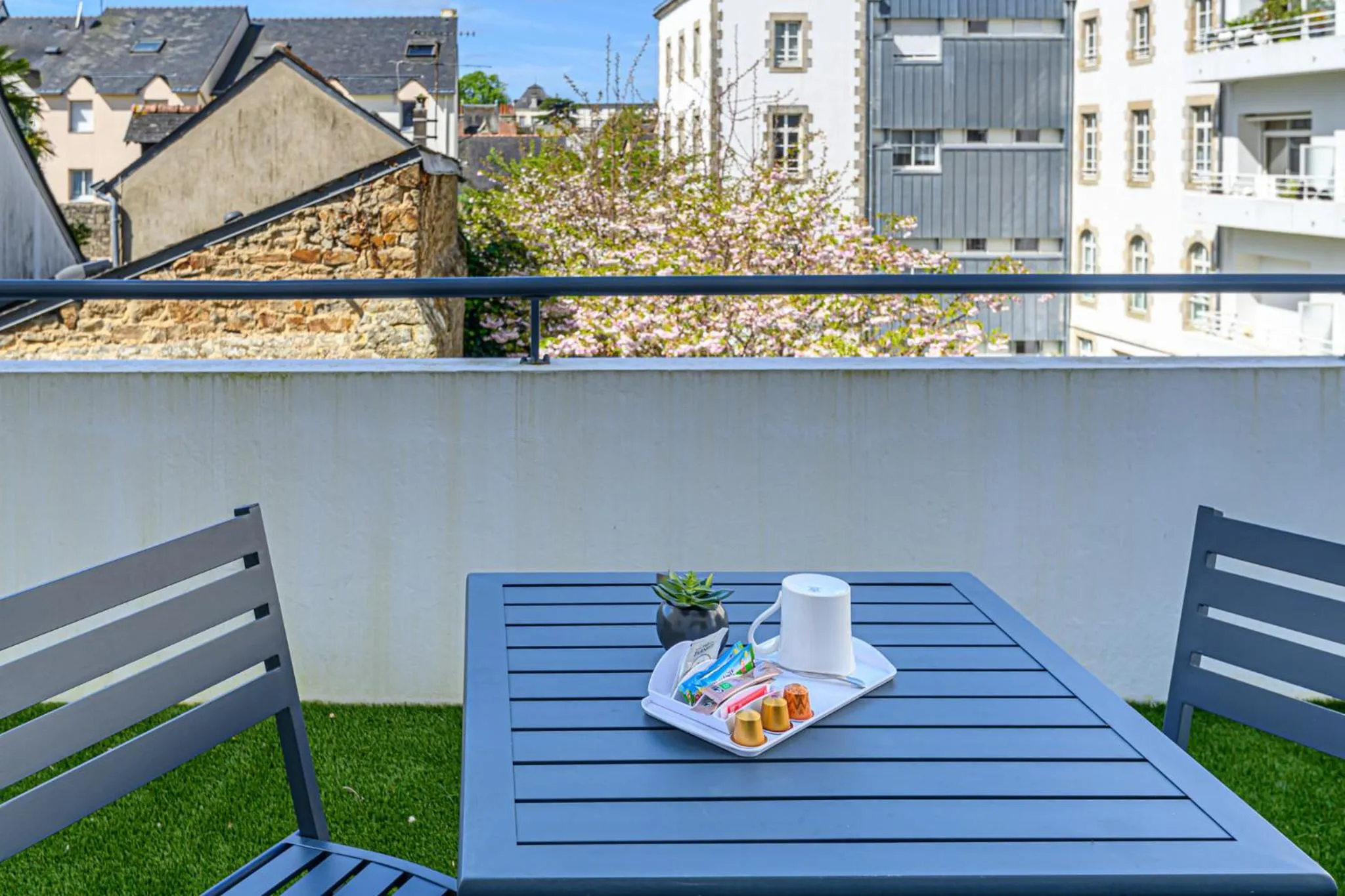 Balcony/Terrace in Appart Hôtel Le Liberté Vannes Centre-Ville