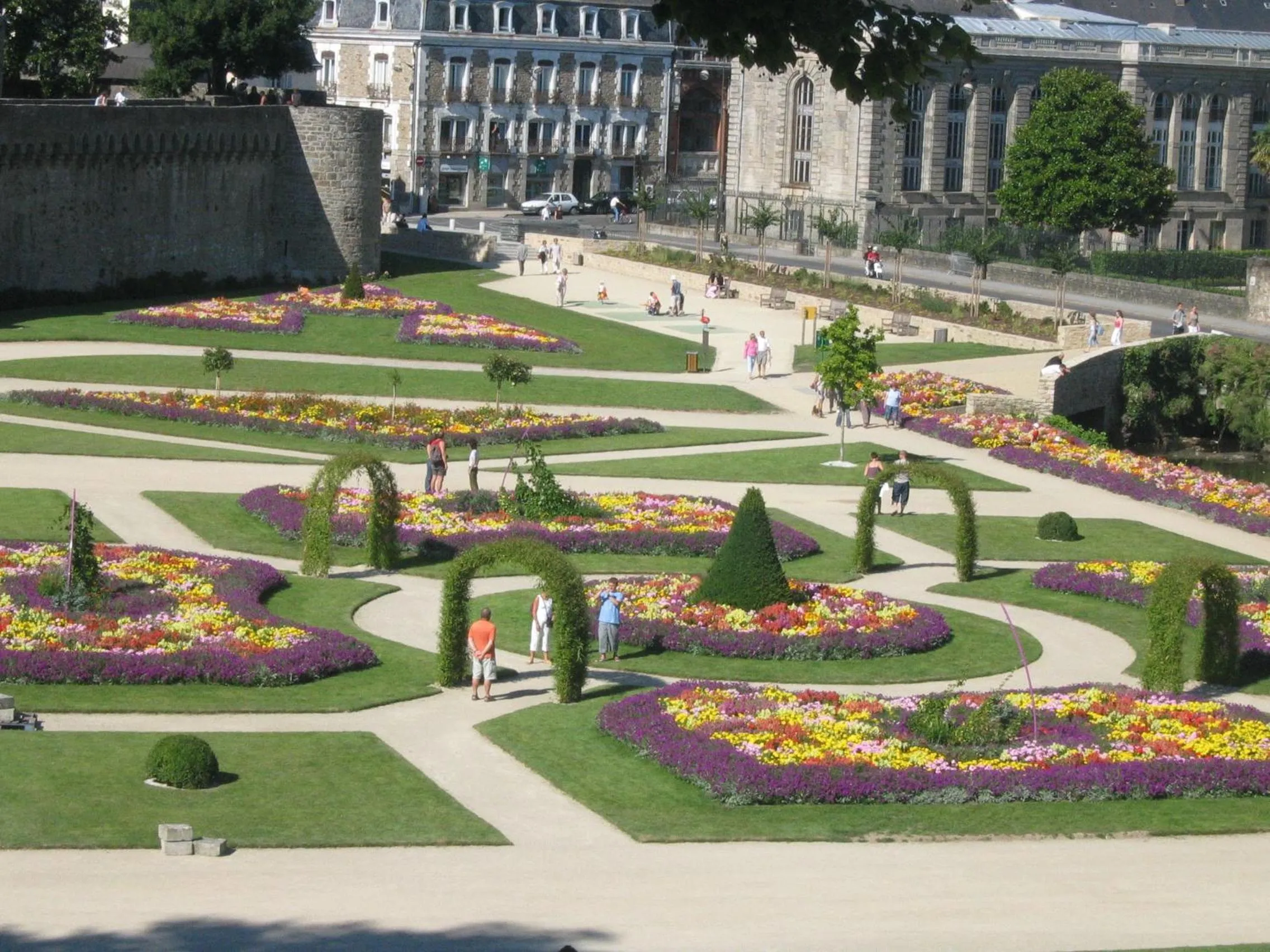 Nearby landmark in Appart Hôtel Le Liberté Vannes Centre-Ville