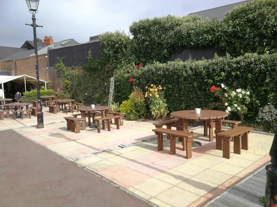 Patio in The Vintage Inn