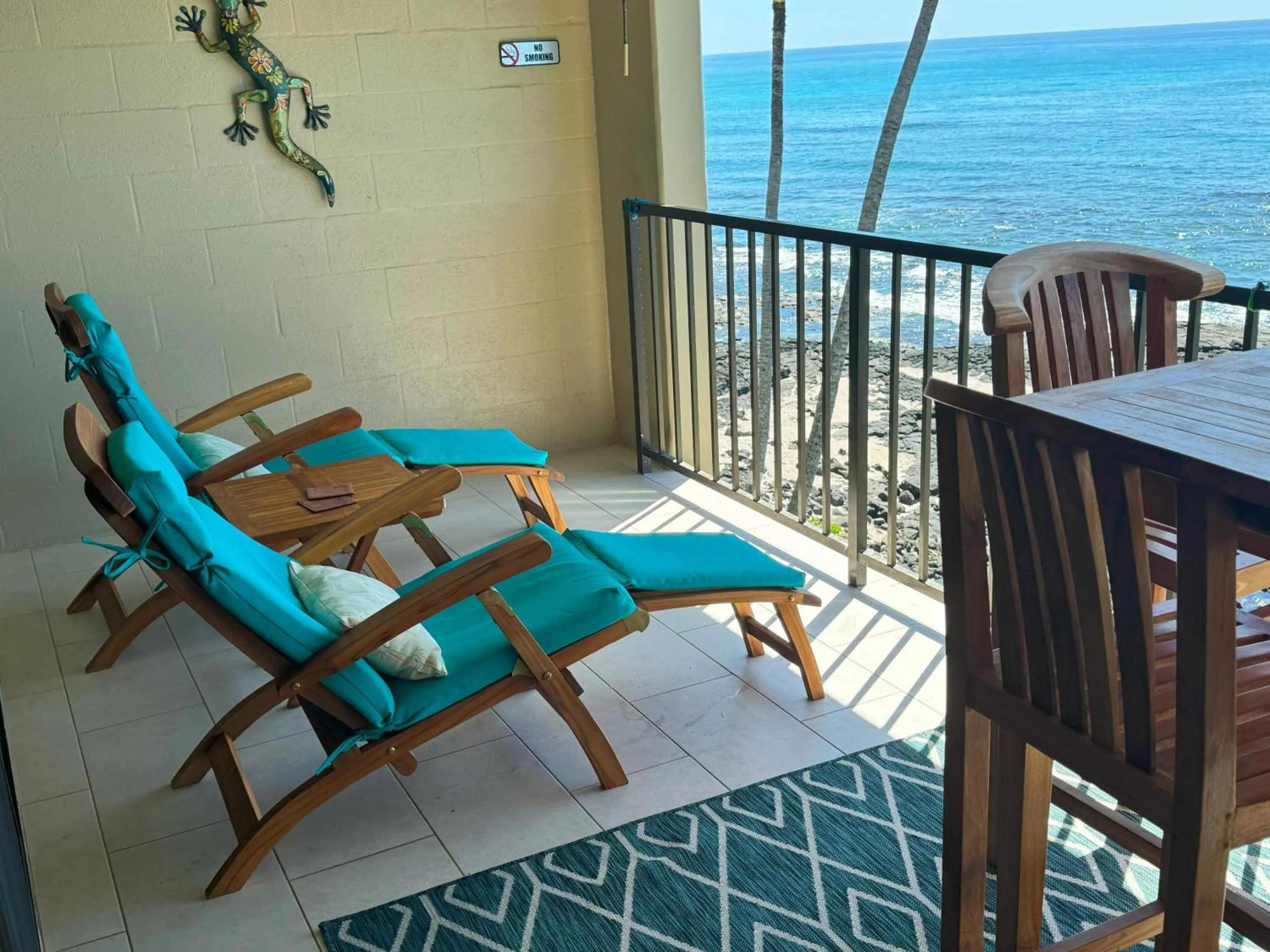 Balcony/Terrace in Oceanfront Luxury Condo