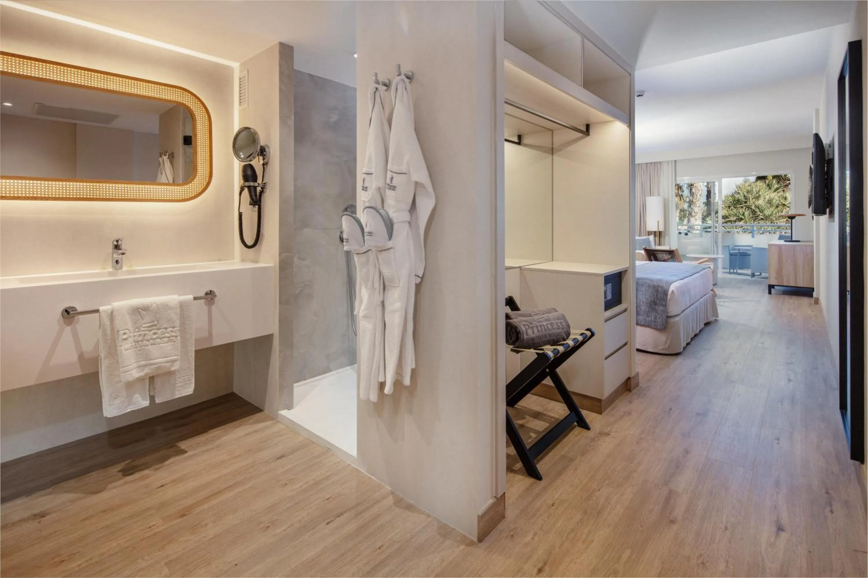 Photo of the whole room in Tabaiba Princess