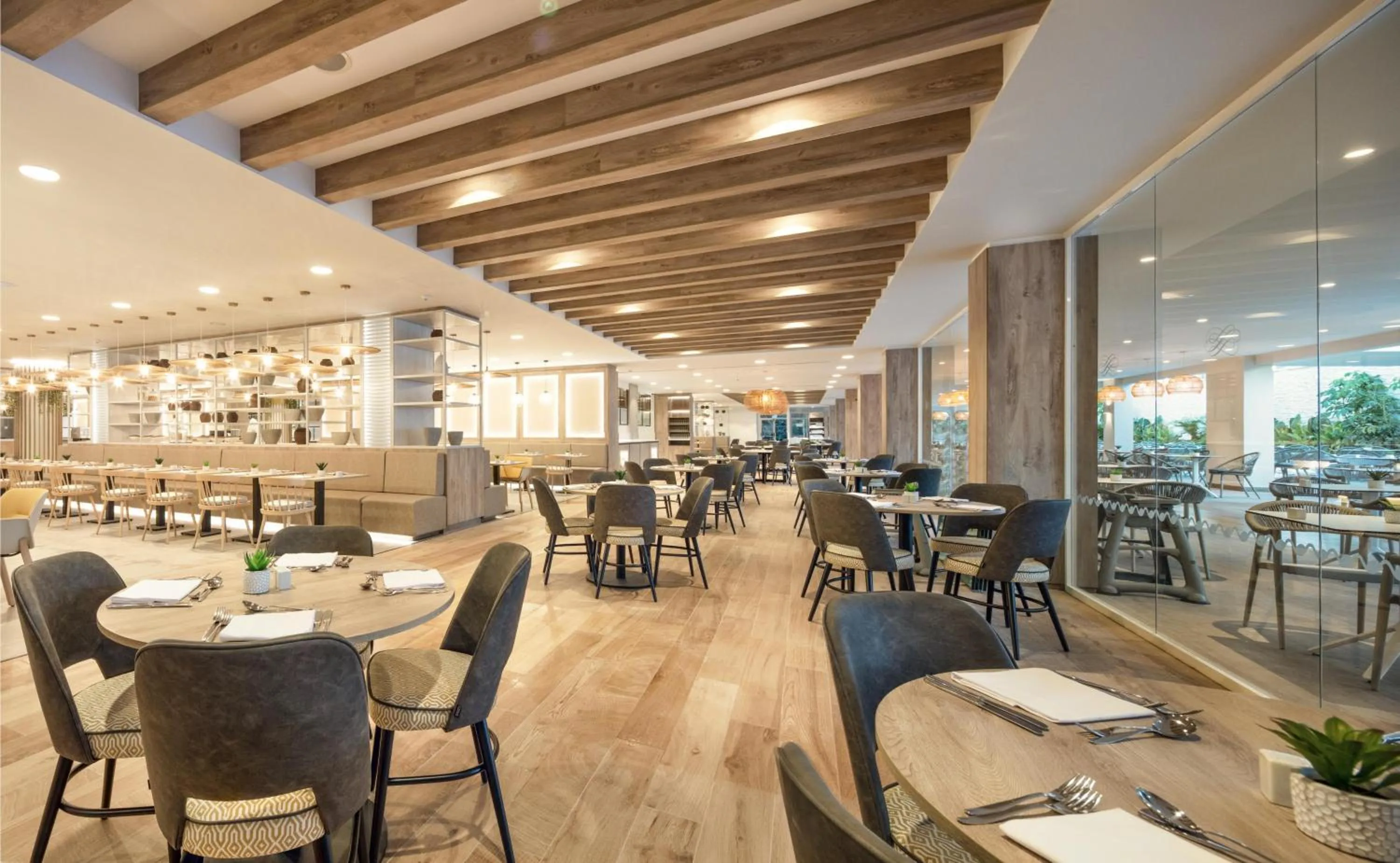 Restaurant/places to eat in Tabaiba Princess