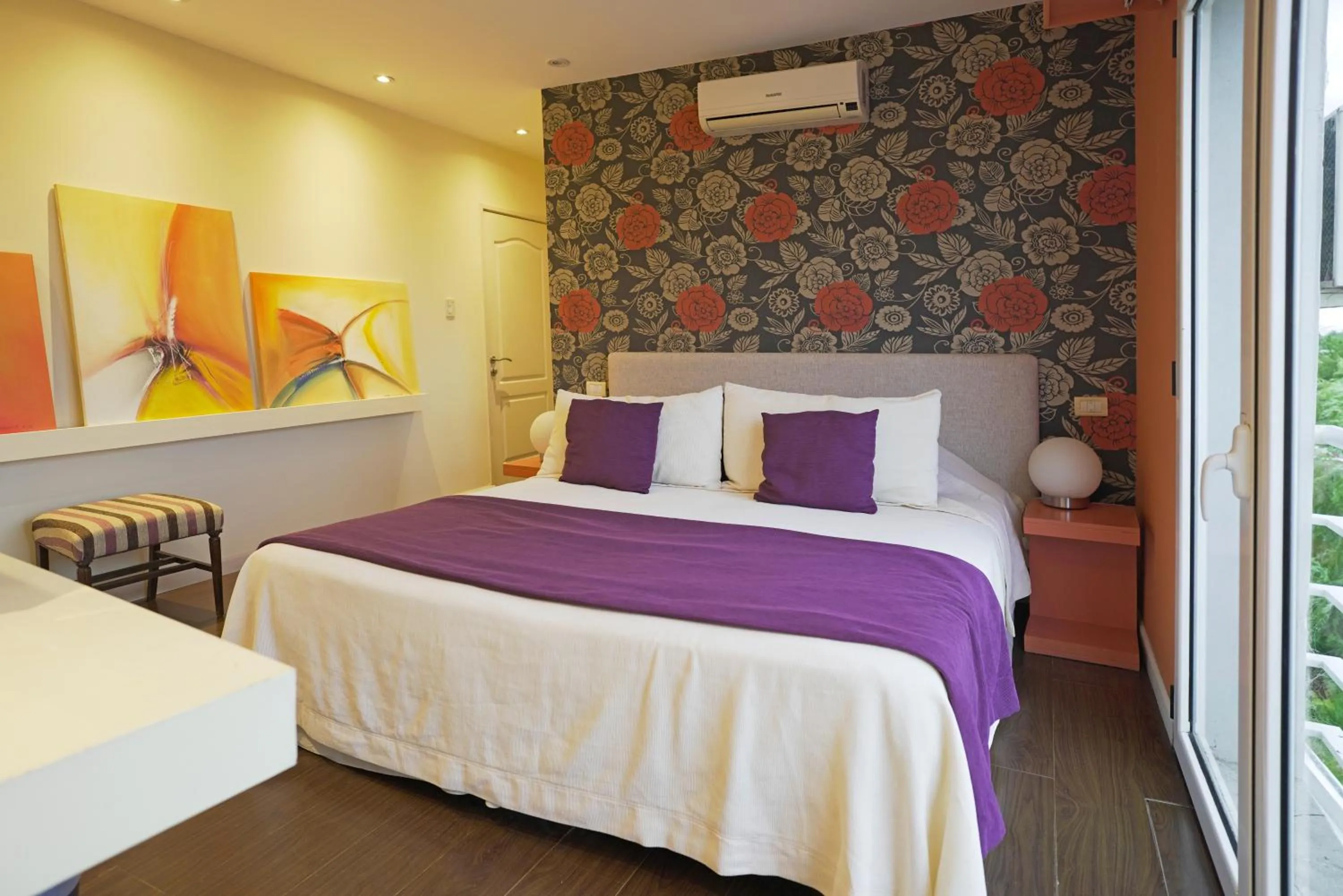 Bed in Los Muelles Boutique Hotel