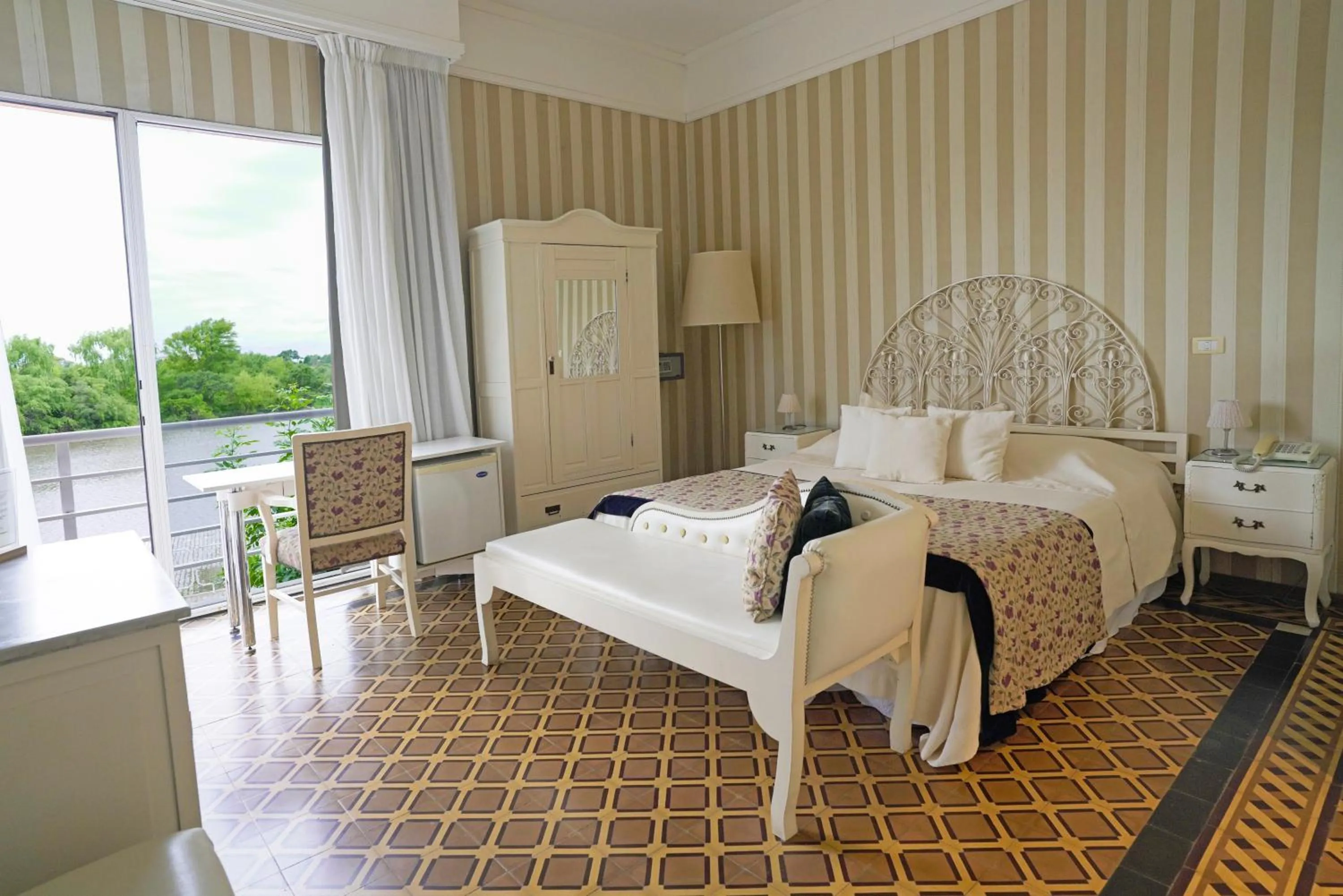 Bed in Los Muelles Boutique Hotel