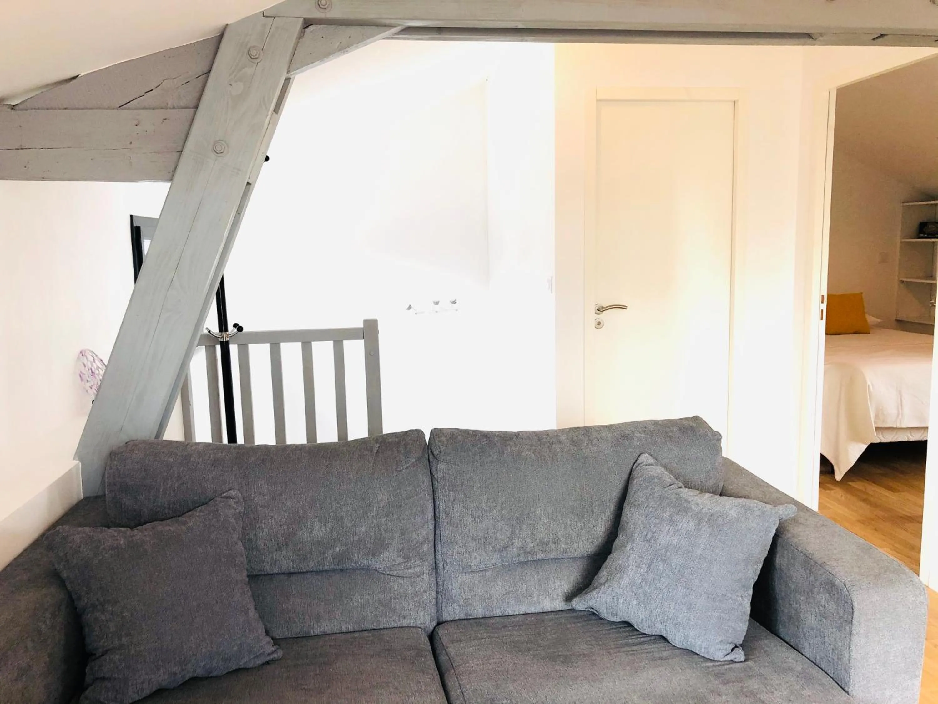 Seating area, Bed in Clos des Aigrettes -6 Gîtes de charme et confort à 30m du Port de La Cotinière