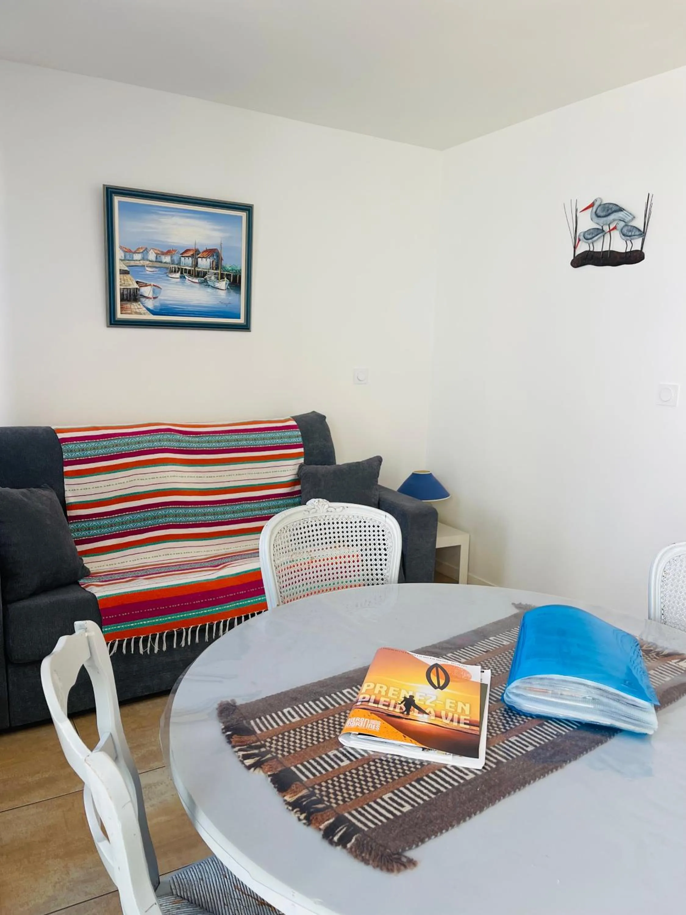 Living room in Clos des Aigrettes -6 Gîtes de charme et confort à 30m du Port de La Cotinière