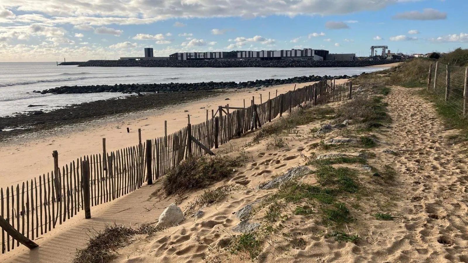 Nearby landmark in Clos des Aigrettes -6 Gîtes de charme et confort à 30m du Port de La Cotinière