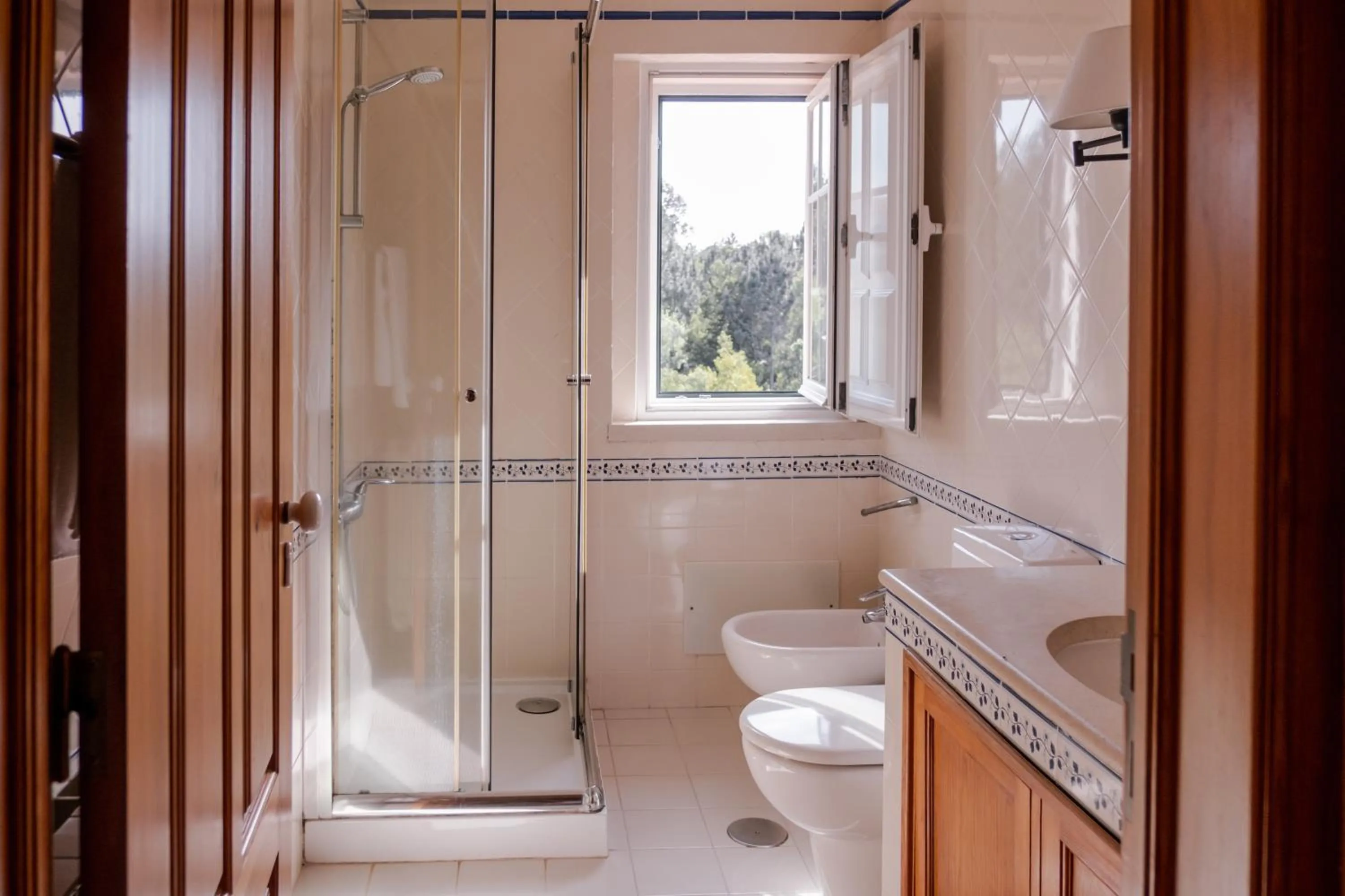 Bathroom in Magnolia B&B