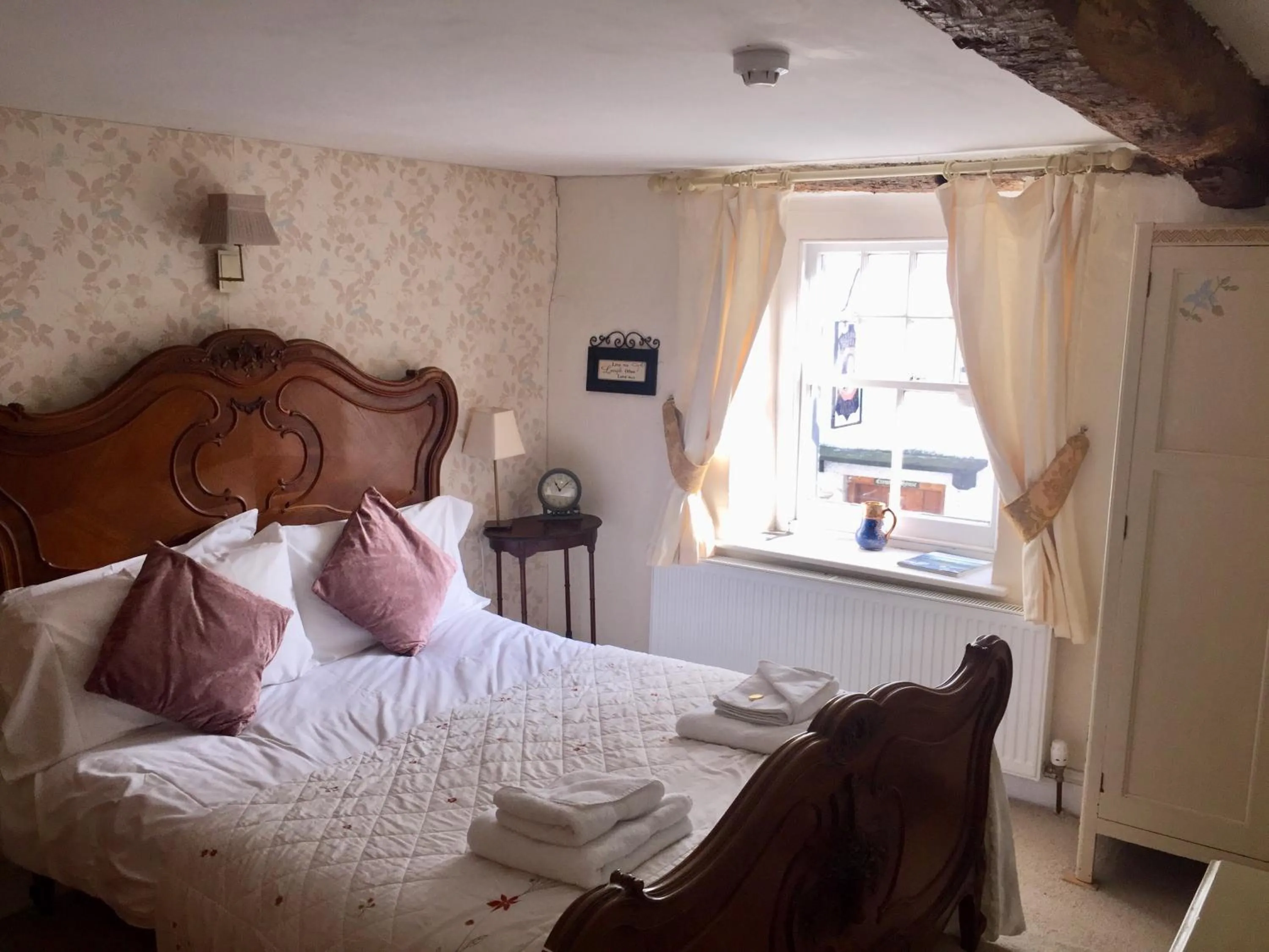 Bed in The Three Tuns