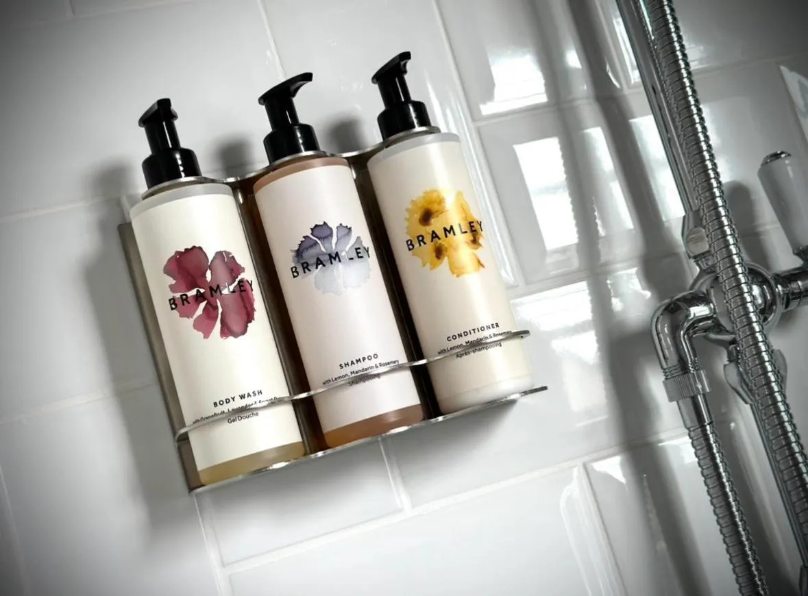 Shower in The Three Tuns