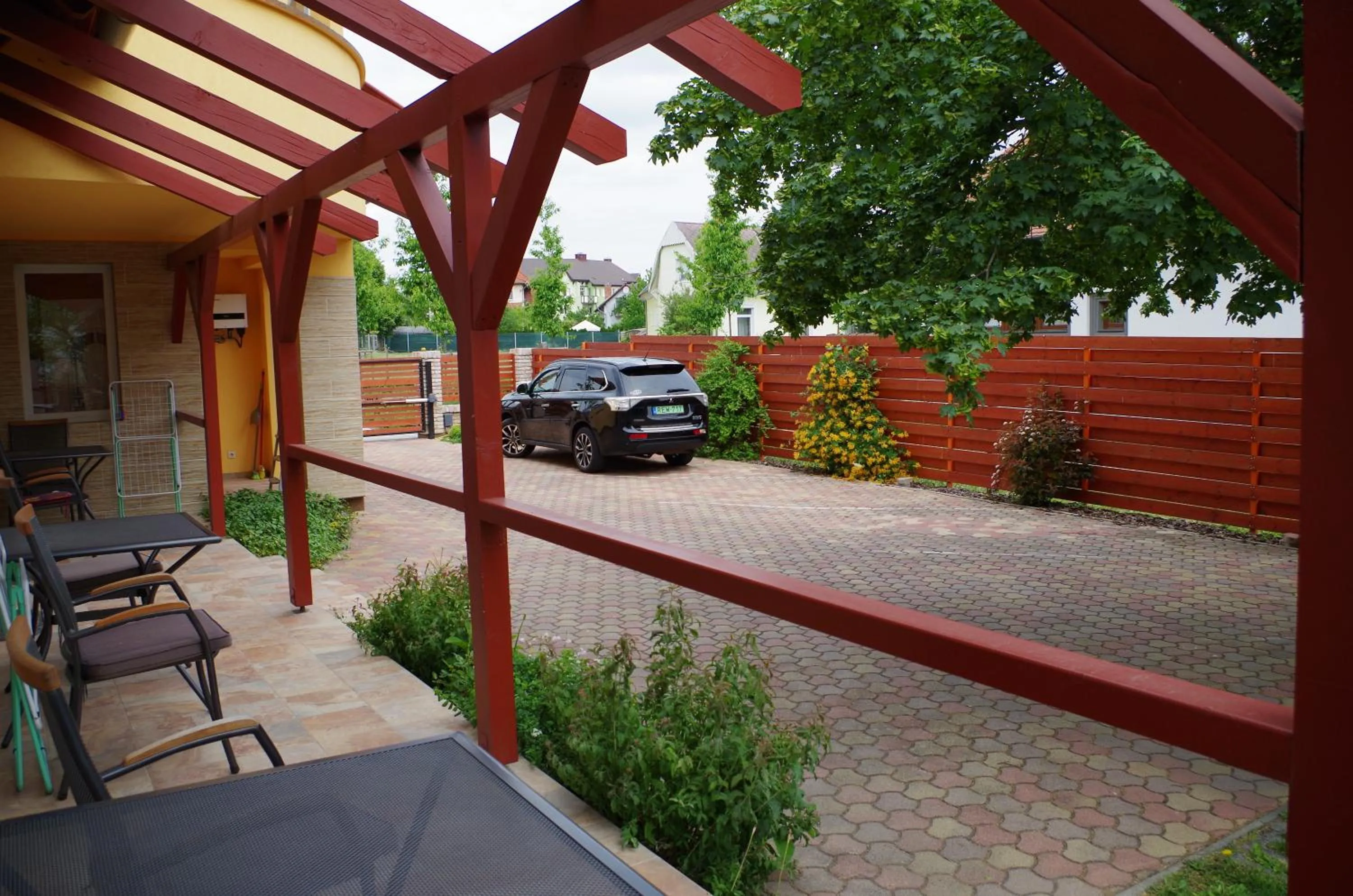 Parking in Aranyhal Apartman