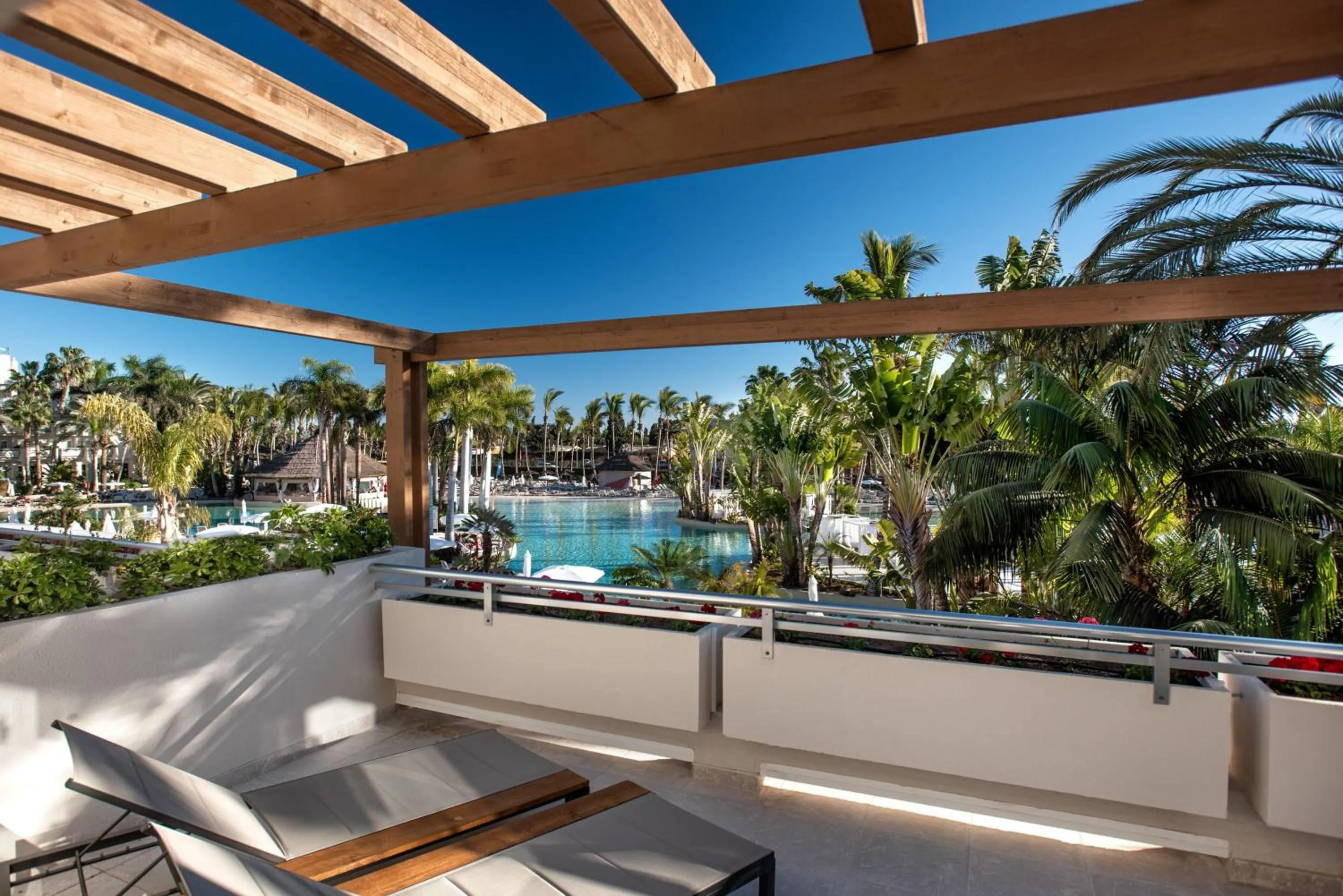 Photo of the whole room in Maspalomas Princess