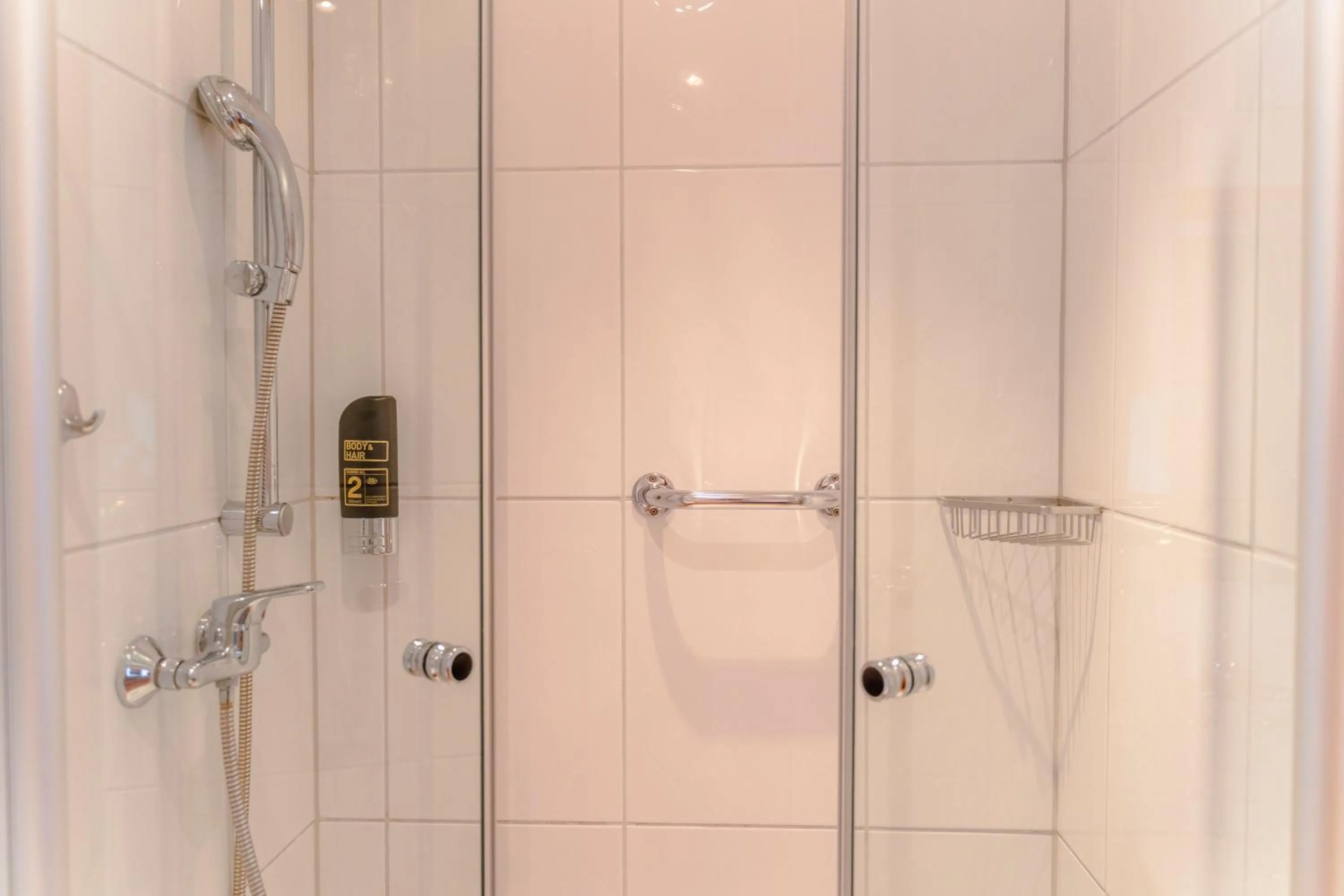 Bathroom in Hotel Unter den Linden