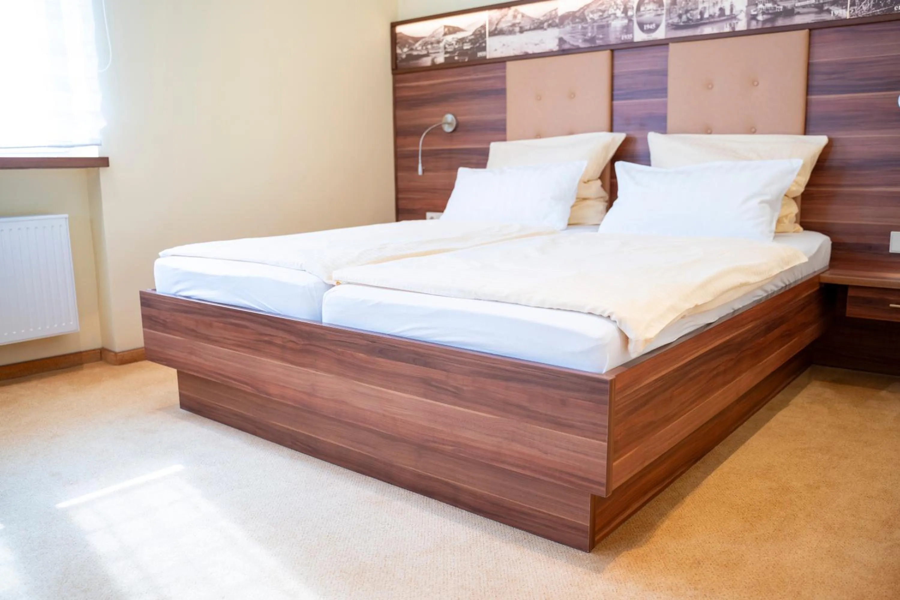 Photo of the whole room, Bed in Hotel Unter den Linden