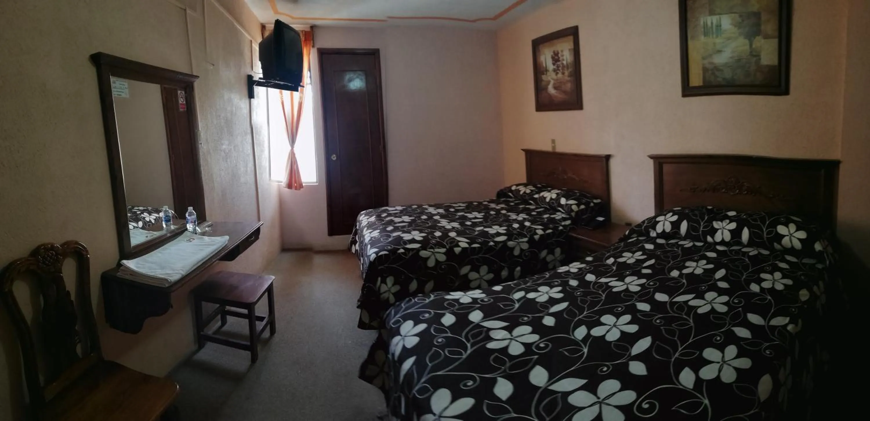 Hotel Villa De Las Flores