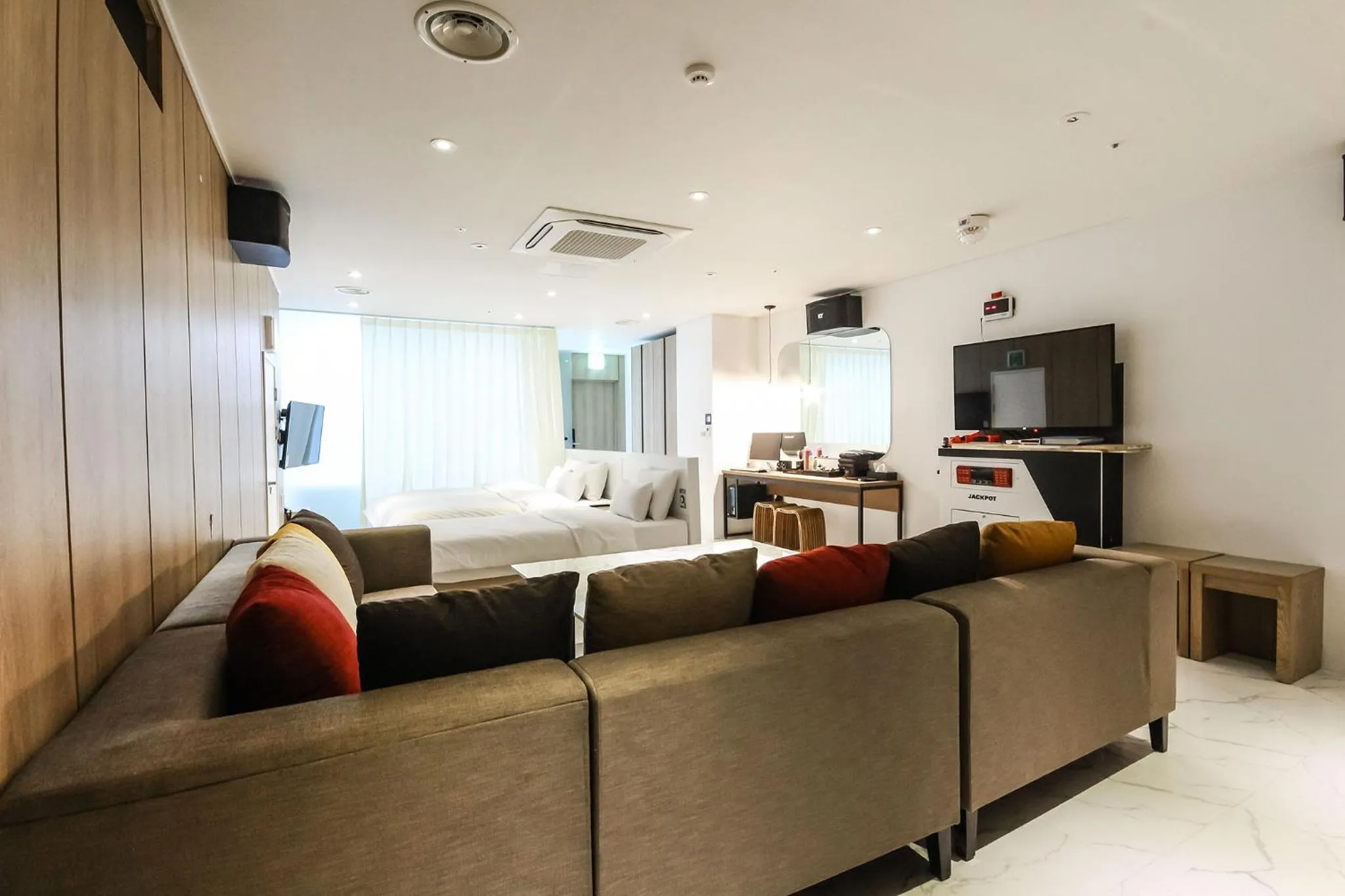 Bed in Biennale Hotel