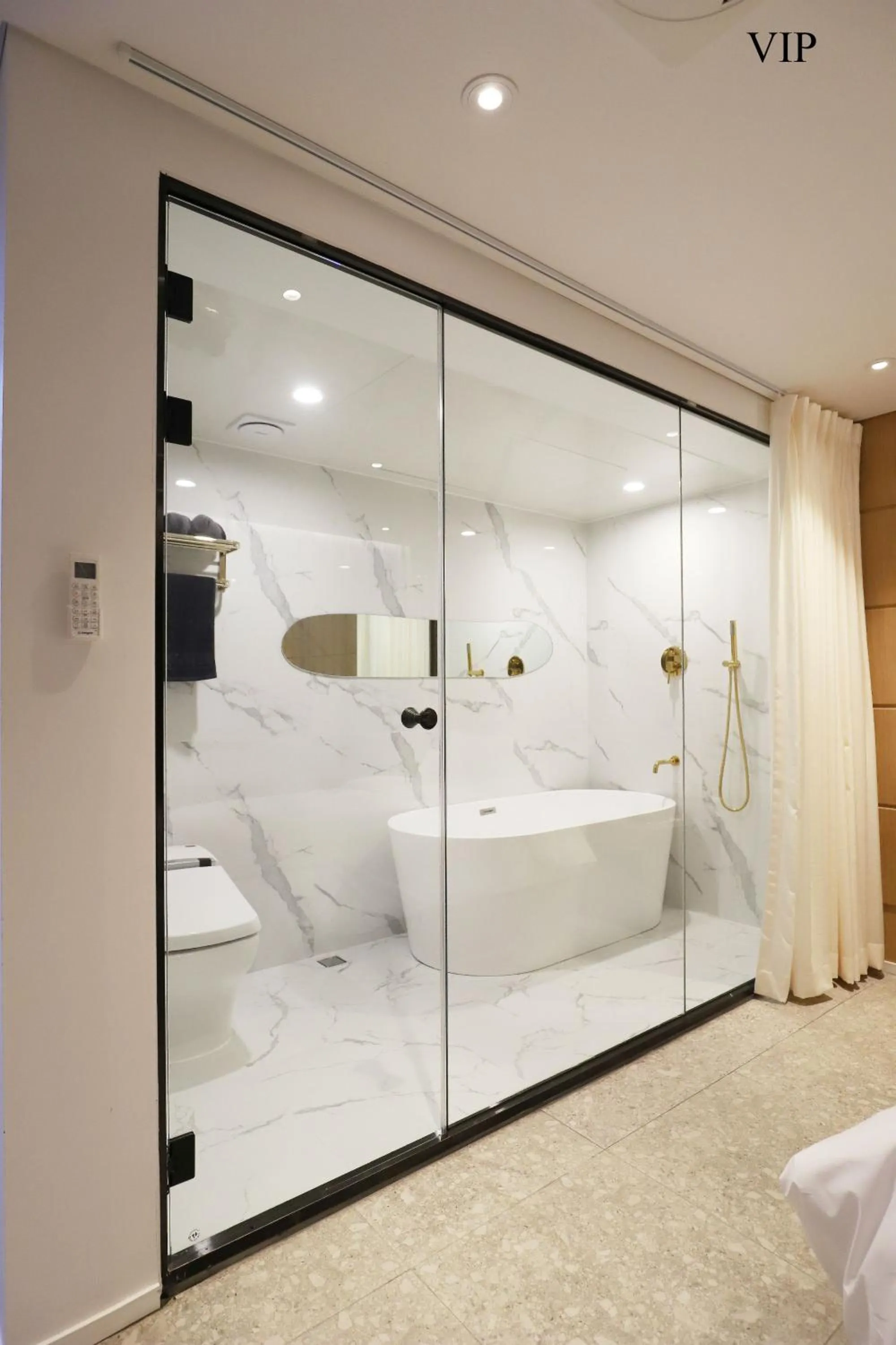 Bed in Biennale Hotel